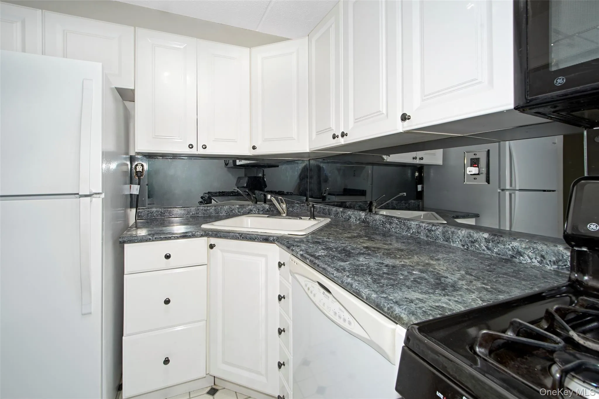 480 Halstead Avenue, Harrison, NY, 1 Bedroom Bedrooms, 3 Rooms Rooms,1 BathroomBathrooms,Residential,For Rent,Halstead,0,981191 480 Halstead Avenue, Harrison, NY, 1 Bedroom Bedrooms, 3 Rooms Rooms,1 BathroomBathrooms,Residential,For Rent,Halstead,0,981191