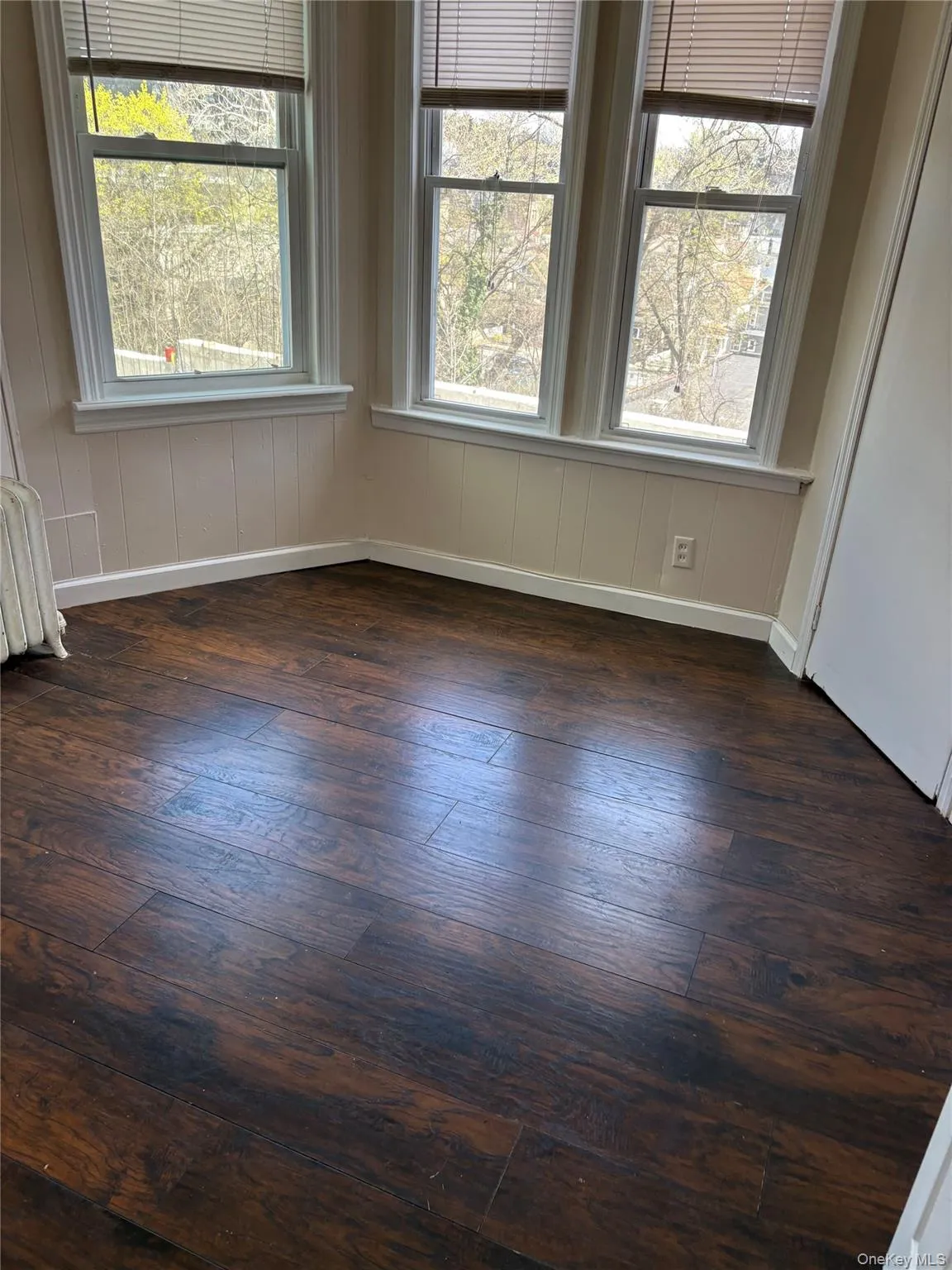 106 Saratoga Avenue, Yonkers, NY, 3 Bedrooms Bedrooms, 6 Rooms Rooms,1 BathroomBathrooms,Residential Lease,For Rent,Saratoga,0,981199 106 Saratoga Avenue, Yonkers, NY, 3 Bedrooms Bedrooms, 6 Rooms Rooms,1 BathroomBathrooms,Residential Lease,For Rent,Saratoga,0,981199