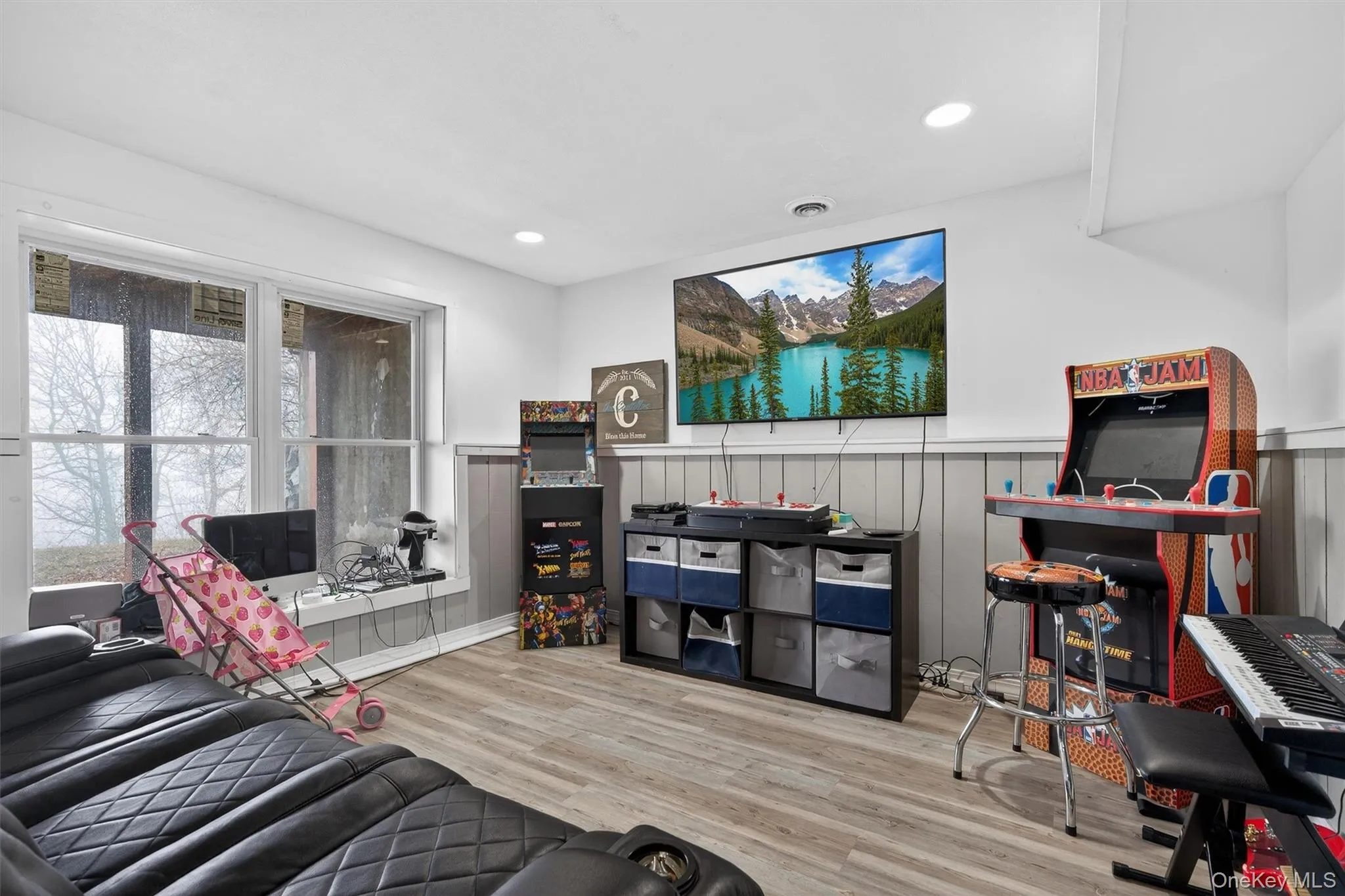 71 Eagle Crest Road, Greenville, NY, 5 Bedrooms Bedrooms, 15 Rooms Rooms,2 BathroomsBathrooms,Residential Sale,For Rent,Eagle Crest,0,981238 71 Eagle Crest Road, Greenville, NY, 5 Bedrooms Bedrooms, 15 Rooms Rooms,2 BathroomsBathrooms,Residential Sale,For Rent,Eagle Crest,0,981238