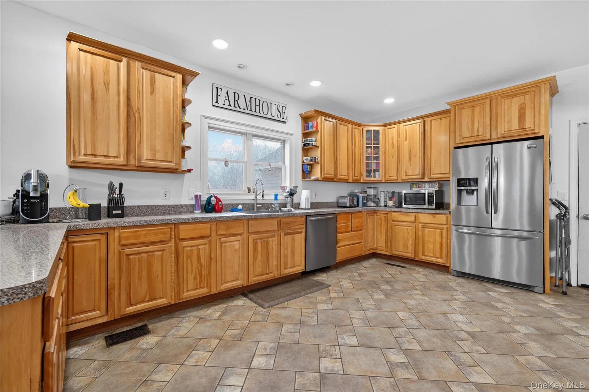 71 Eagle Crest Road, Greenville, NY, 5 Bedrooms Bedrooms, 15 Rooms Rooms,2 BathroomsBathrooms,Residential Sale,For Rent,Eagle Crest,0,981238 71 Eagle Crest Road, Greenville, NY, 5 Bedrooms Bedrooms, 15 Rooms Rooms,2 BathroomsBathrooms,Residential Sale,For Rent,Eagle Crest,0,981238