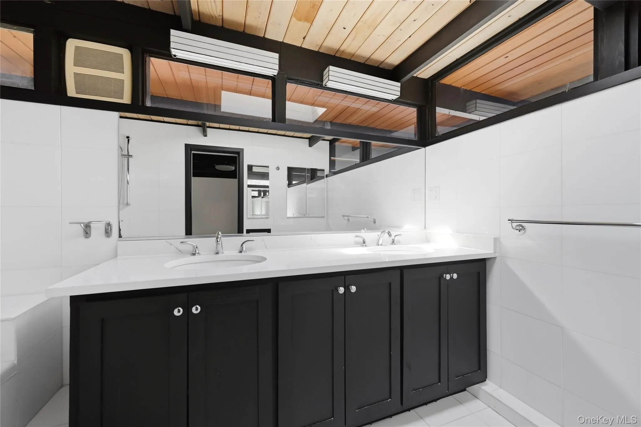 8 Dolphin Rise, Huntington, NY, 4 Bedrooms Bedrooms, 10 Rooms Rooms,3 BathroomsBathrooms,Residential Lease,For Rent,Dolphin,0,981247 8 Dolphin Rise, Huntington, NY, 4 Bedrooms Bedrooms, 10 Rooms Rooms,3 BathroomsBathrooms,Residential Lease,For Rent,Dolphin,0,981247