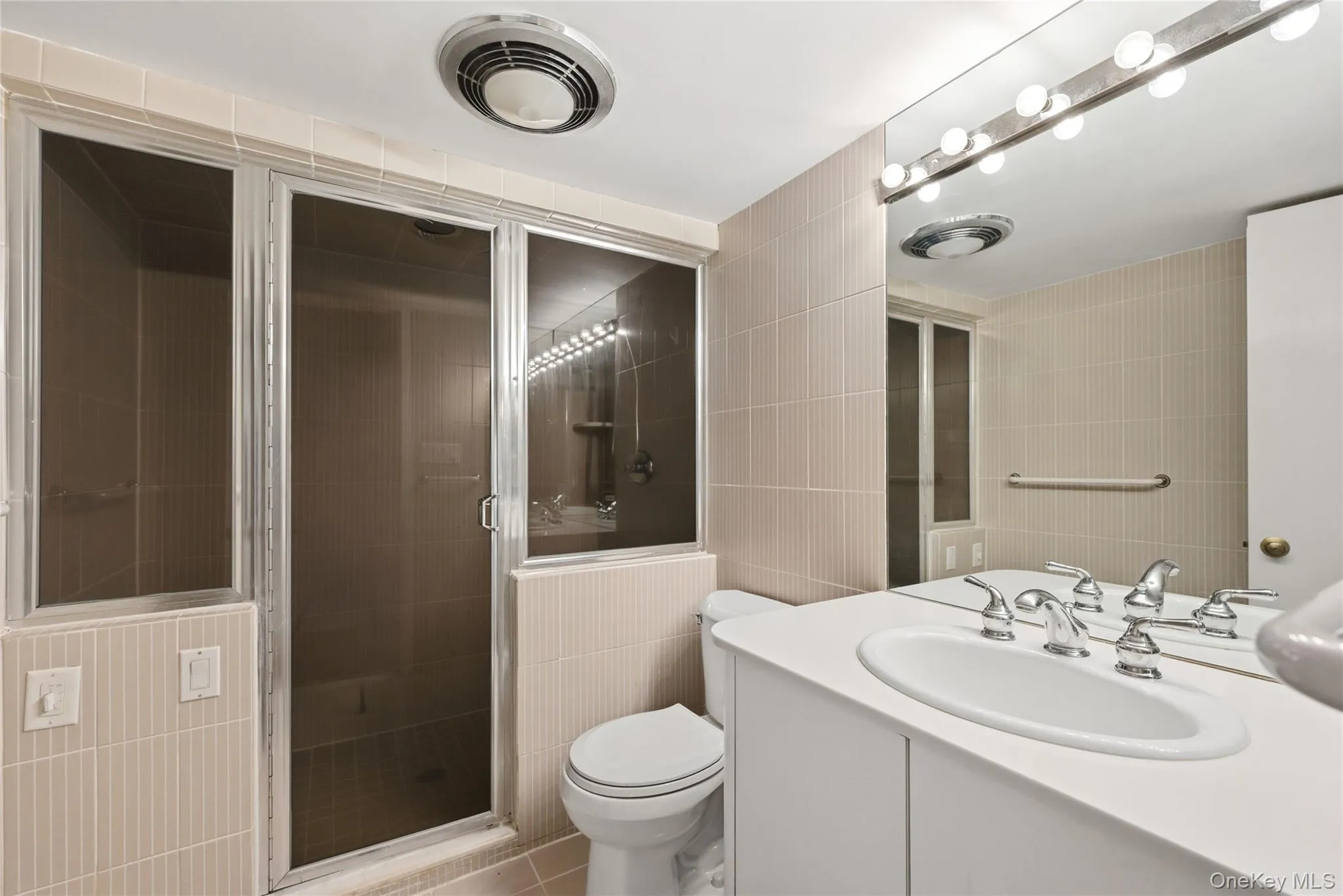 8 Dolphin Rise, Huntington, NY, 4 Bedrooms Bedrooms, 10 Rooms Rooms,3 BathroomsBathrooms,Residential Lease,For Rent,Dolphin,0,981247 8 Dolphin Rise, Huntington, NY, 4 Bedrooms Bedrooms, 10 Rooms Rooms,3 BathroomsBathrooms,Residential Lease,For Rent,Dolphin,0,981247