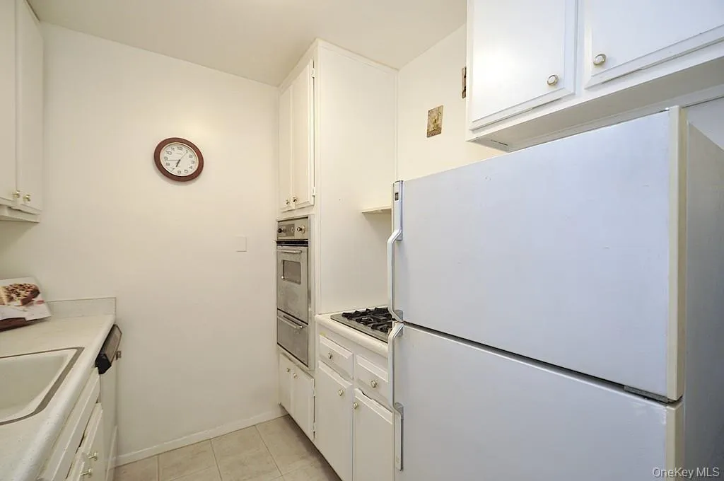 260 Garth Road, Eastchester, NY, 1 Bedroom Bedrooms, 3 Rooms Rooms,1 BathroomBathrooms,Residential,For Rent,Garth,0,981272 260 Garth Road, Eastchester, NY, 1 Bedroom Bedrooms, 3 Rooms Rooms,1 BathroomBathrooms,Residential,For Rent,Garth,0,981272