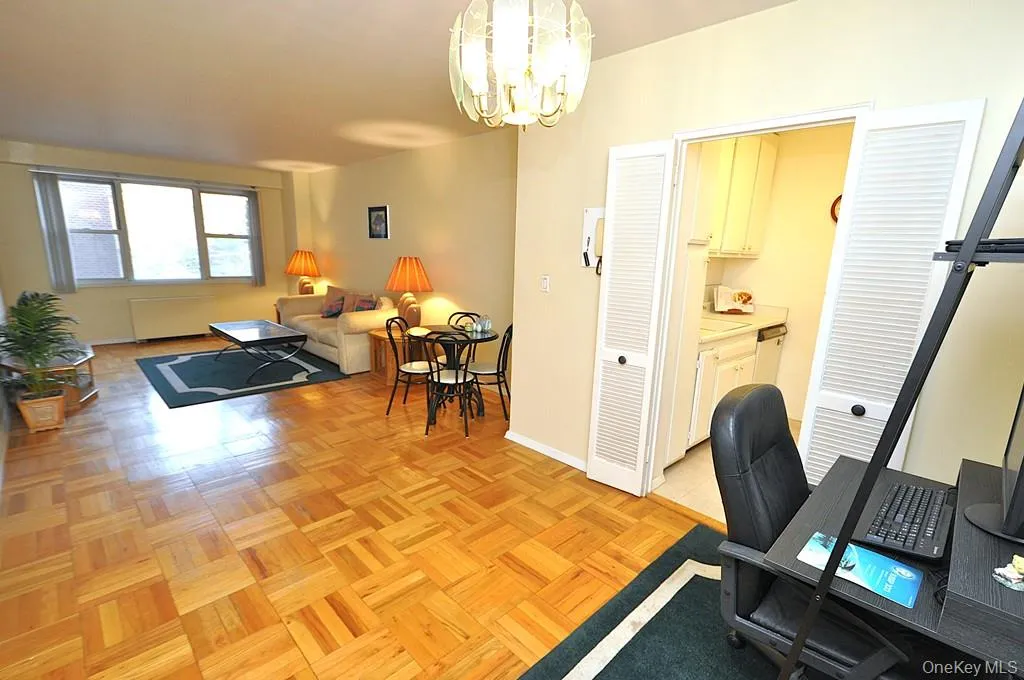Entry foyer can be used for a home office set up or dining area and opens to the living room and is approx 9'-0" x 9'-0". Entry foyer can be used for a home office set up or dining area and opens to the living room and is approx 9'-0" x 9'-0".
