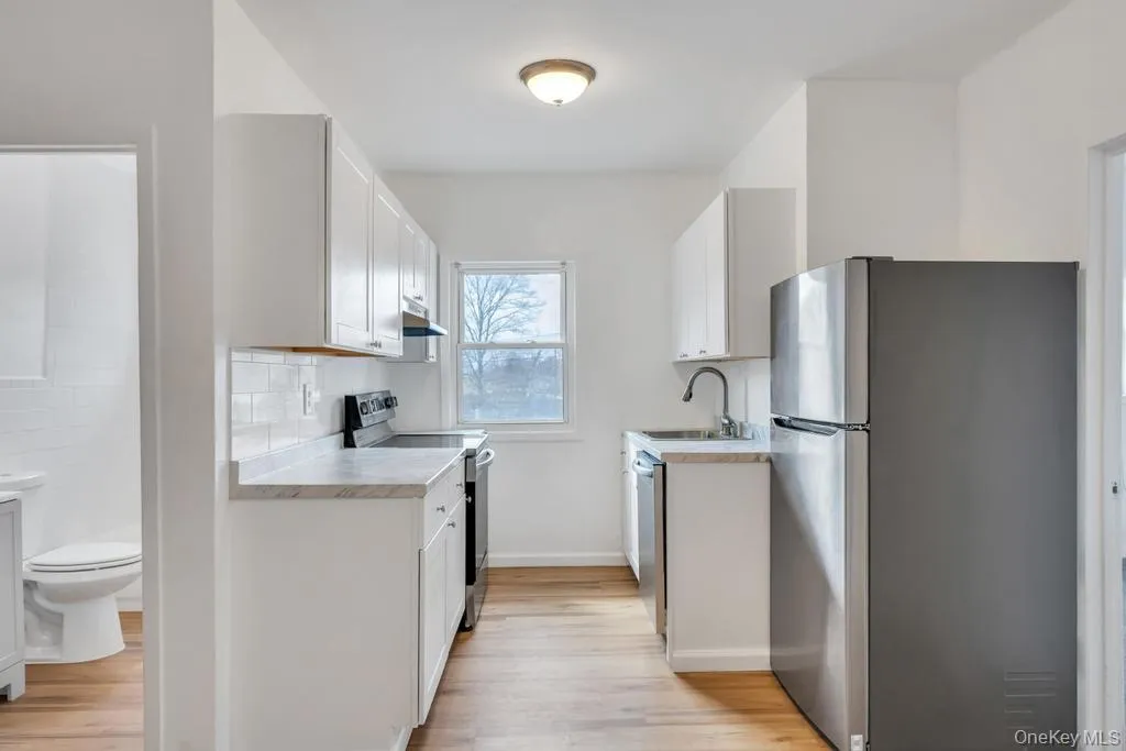 1550 Montauk Highway, Brookhaven, NY, 2 Bedrooms Bedrooms, 4 Rooms Rooms,1 BathroomBathrooms,Residential Lease,For Rent,Montauk,0,981281 1550 Montauk Highway, Brookhaven, NY, 2 Bedrooms Bedrooms, 4 Rooms Rooms,1 BathroomBathrooms,Residential Lease,For Rent,Montauk,0,981281