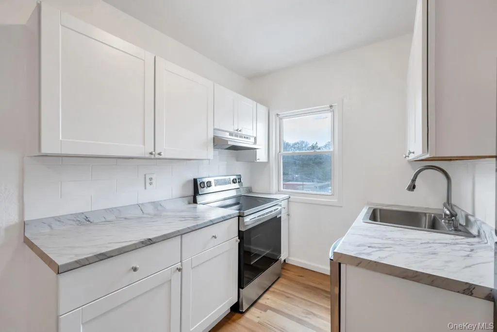 1550 Montauk Highway, Brookhaven, NY, 2 Bedrooms Bedrooms, 4 Rooms Rooms,1 BathroomBathrooms,Residential Lease,For Rent,Montauk,0,981281 1550 Montauk Highway, Brookhaven, NY, 2 Bedrooms Bedrooms, 4 Rooms Rooms,1 BathroomBathrooms,Residential Lease,For Rent,Montauk,0,981281