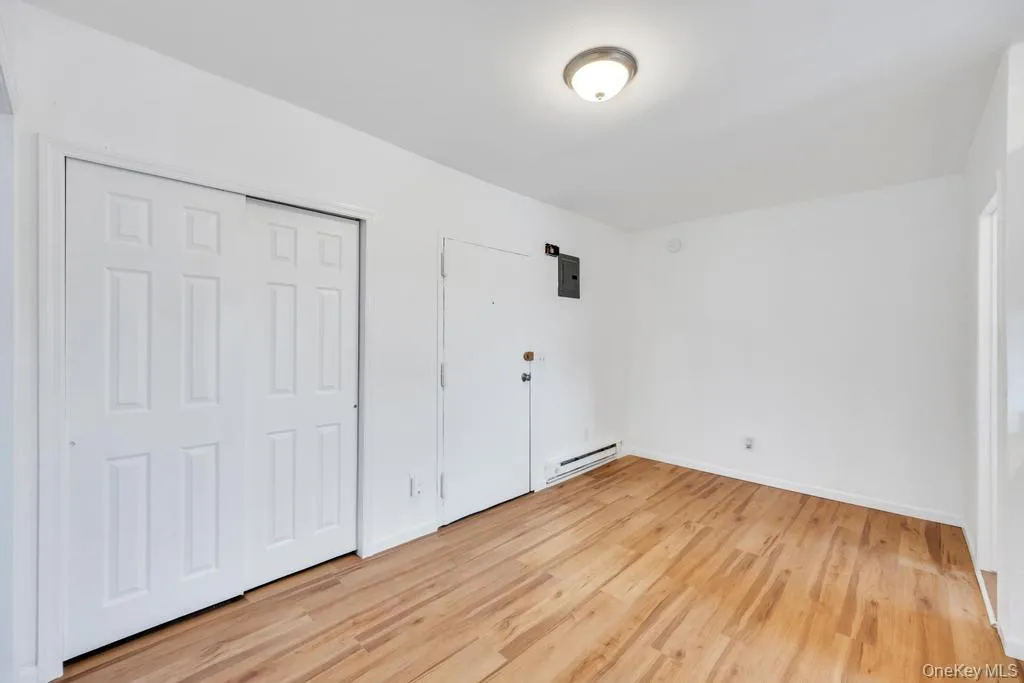 1550 Montauk Highway, Brookhaven, NY, 2 Bedrooms Bedrooms, 4 Rooms Rooms,1 BathroomBathrooms,Residential Lease,For Rent,Montauk,0,981281 1550 Montauk Highway, Brookhaven, NY, 2 Bedrooms Bedrooms, 4 Rooms Rooms,1 BathroomBathrooms,Residential Lease,For Rent,Montauk,0,981281