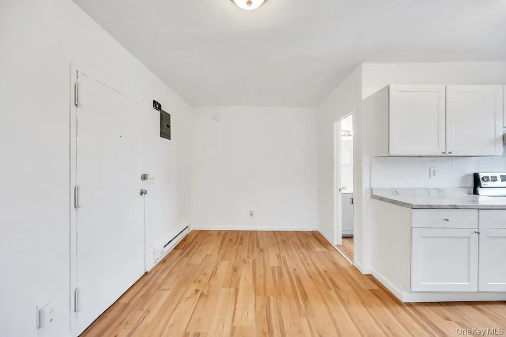 1550 Montauk Highway, Brookhaven, NY, 2 Bedrooms Bedrooms, 4 Rooms Rooms,1 BathroomBathrooms,Residential Lease,For Rent,Montauk,0,981281 1550 Montauk Highway, Brookhaven, NY, 2 Bedrooms Bedrooms, 4 Rooms Rooms,1 BathroomBathrooms,Residential Lease,For Rent,Montauk,0,981281