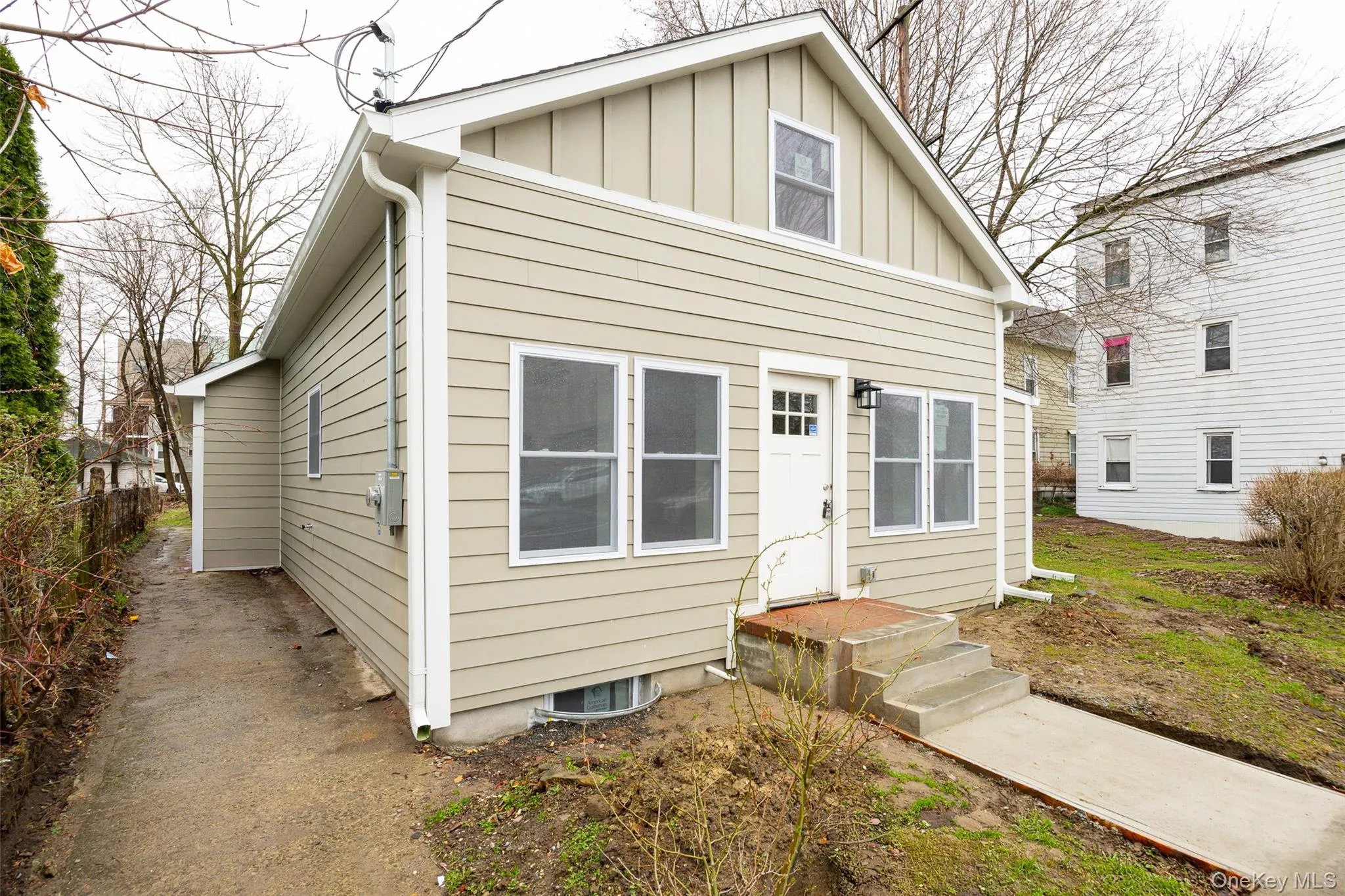 1 Dean Place, Poughkeepsie, NY, 3 Bedrooms Bedrooms, 6 Rooms Rooms,2 BathroomsBathrooms,Residential Lease,For Rent,Dean,0,981292 1 Dean Place, Poughkeepsie, NY, 3 Bedrooms Bedrooms, 6 Rooms Rooms,2 BathroomsBathrooms,Residential Lease,For Rent,Dean,0,981292
