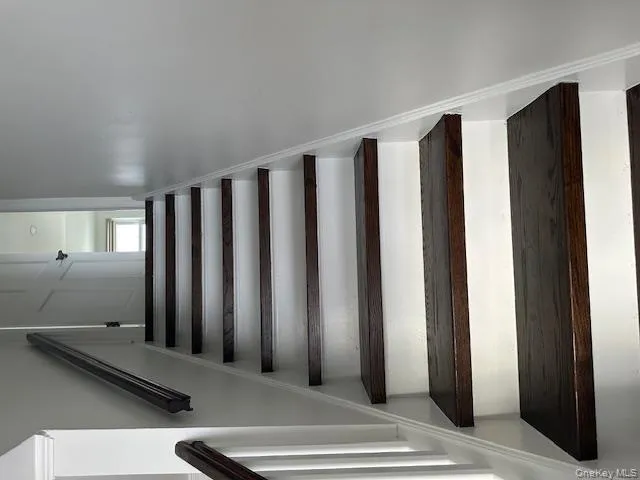 106 Bregman Avenue, North Hempstead, NY, 2 Bedrooms Bedrooms, 5 Rooms Rooms,1 BathroomBathrooms,Residential Lease,For Rent,Bregman,0,981301 106 Bregman Avenue, North Hempstead, NY, 2 Bedrooms Bedrooms, 5 Rooms Rooms,1 BathroomBathrooms,Residential Lease,For Rent,Bregman,0,981301