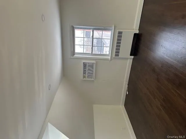 106 Bregman Avenue, North Hempstead, NY, 2 Bedrooms Bedrooms, 5 Rooms Rooms,1 BathroomBathrooms,Residential Lease,For Rent,Bregman,0,981301 106 Bregman Avenue, North Hempstead, NY, 2 Bedrooms Bedrooms, 5 Rooms Rooms,1 BathroomBathrooms,Residential Lease,For Rent,Bregman,0,981301