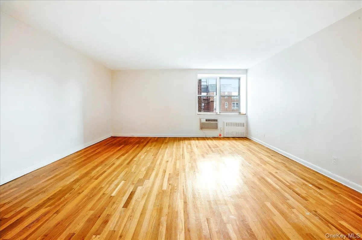 2 Sadore Lane, Yonkers, NY, 1 Bedroom Bedrooms, 3 Rooms Rooms,1 BathroomBathrooms,Residential,For Rent,Sadore,0,981323 2 Sadore Lane, Yonkers, NY, 1 Bedroom Bedrooms, 3 Rooms Rooms,1 BathroomBathrooms,Residential,For Rent,Sadore,0,981323