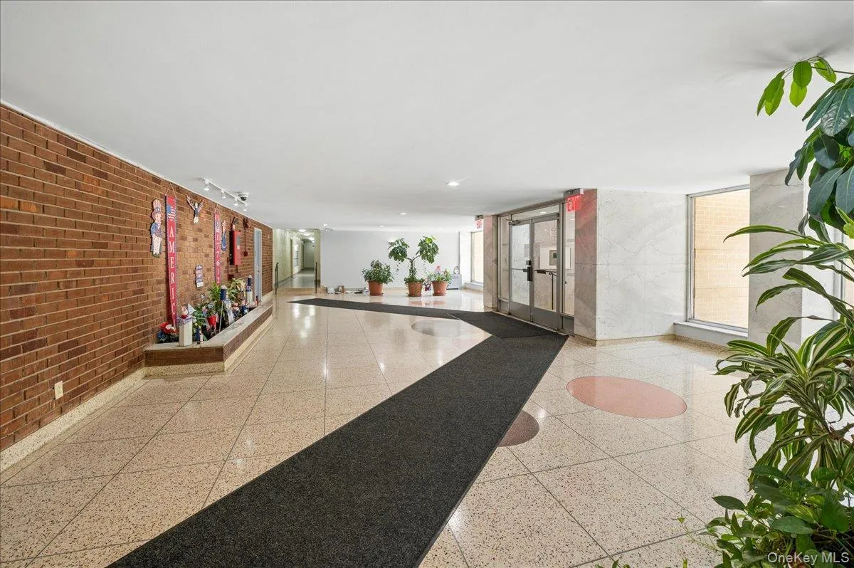 2 Sadore Lane, Yonkers, NY, 1 Bedroom Bedrooms, 3 Rooms Rooms,1 BathroomBathrooms,Residential,For Rent,Sadore,0,981323 2 Sadore Lane, Yonkers, NY, 1 Bedroom Bedrooms, 3 Rooms Rooms,1 BathroomBathrooms,Residential,For Rent,Sadore,0,981323