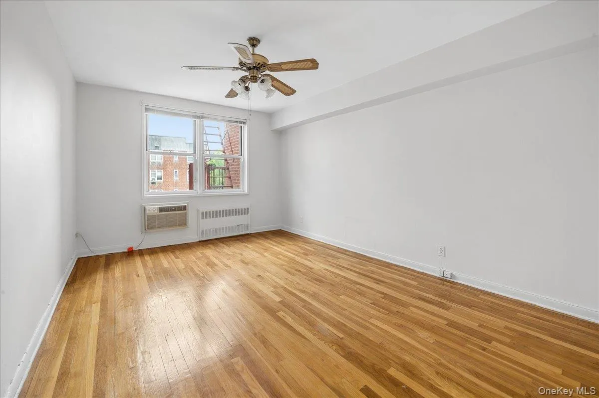 2 Sadore Lane, Yonkers, NY, 1 Bedroom Bedrooms, 3 Rooms Rooms,1 BathroomBathrooms,Residential,For Rent,Sadore,0,981323 2 Sadore Lane, Yonkers, NY, 1 Bedroom Bedrooms, 3 Rooms Rooms,1 BathroomBathrooms,Residential,For Rent,Sadore,0,981323