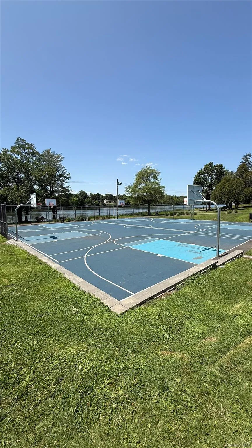 19 Von Beaste Lane, Clarkstown, NY, 4 Bedrooms Bedrooms, 8 Rooms Rooms,2 BathroomsBathrooms,Residential,For Rent,Von Beaste,0,981324 19 Von Beaste Lane, Clarkstown, NY, 4 Bedrooms Bedrooms, 8 Rooms Rooms,2 BathroomsBathrooms,Residential,For Rent,Von Beaste,0,981324