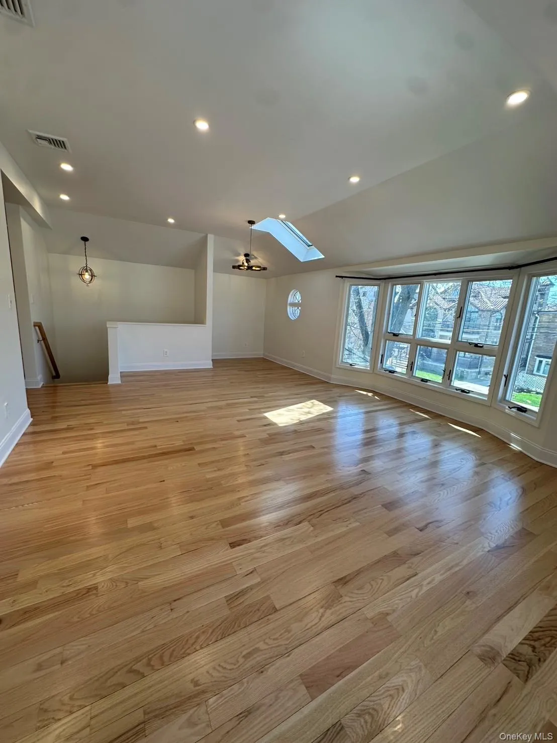 3519 215th Street, New York, NY, 3 Bedrooms Bedrooms, 6 Rooms Rooms,2 BathroomsBathrooms,Residential Lease,For Rent,215th,0,981329 3519 215th Street, New York, NY, 3 Bedrooms Bedrooms, 6 Rooms Rooms,2 BathroomsBathrooms,Residential Lease,For Rent,215th,0,981329