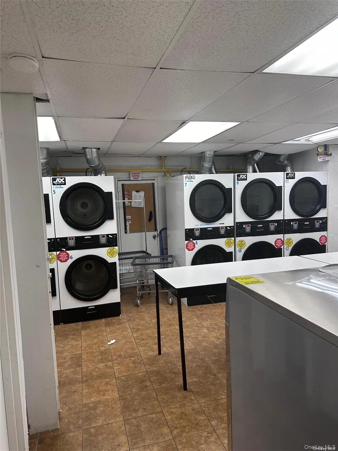 20 Wendell Street, Hempstead, NY, 2 Bedrooms Bedrooms, 4 Rooms Rooms,2 BathroomsBathrooms,Residential Lease,For Rent,Wendell,0,981341 20 Wendell Street, Hempstead, NY, 2 Bedrooms Bedrooms, 4 Rooms Rooms,2 BathroomsBathrooms,Residential Lease,For Rent,Wendell,0,981341