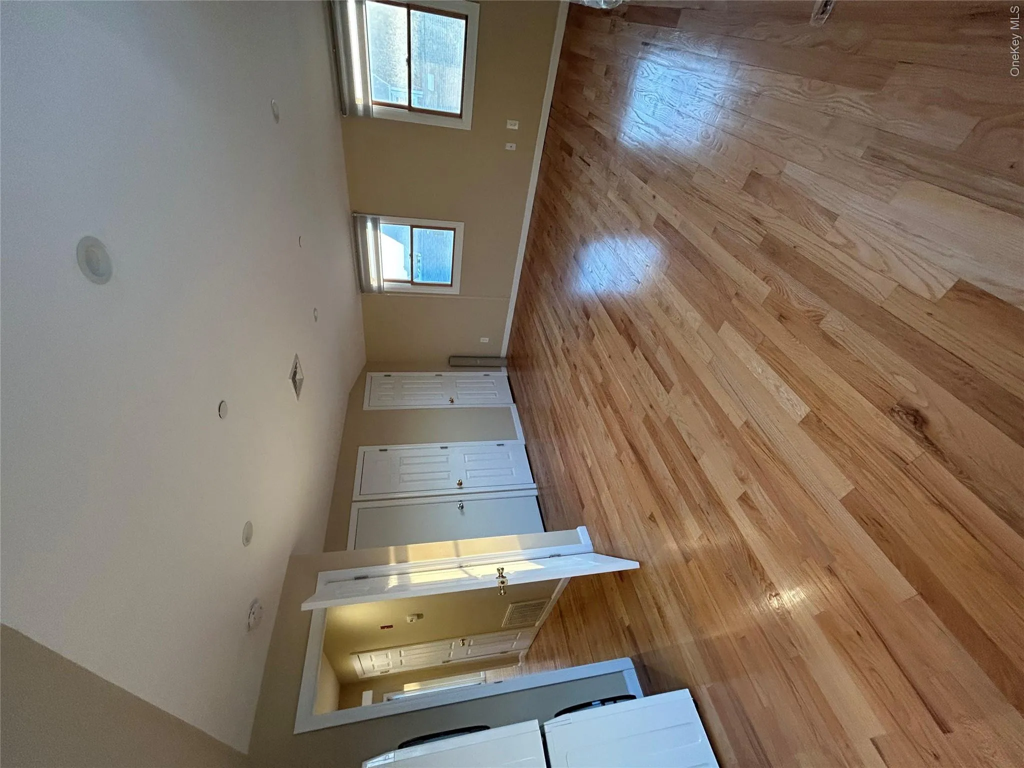 631 Market Street, Long Beach, NY, 1 Bedroom Bedrooms, 3 Rooms Rooms,1 BathroomBathrooms,Residential Lease,For Rent,Market,0,981351 631 Market Street, Long Beach, NY, 1 Bedroom Bedrooms, 3 Rooms Rooms,1 BathroomBathrooms,Residential Lease,For Rent,Market,0,981351