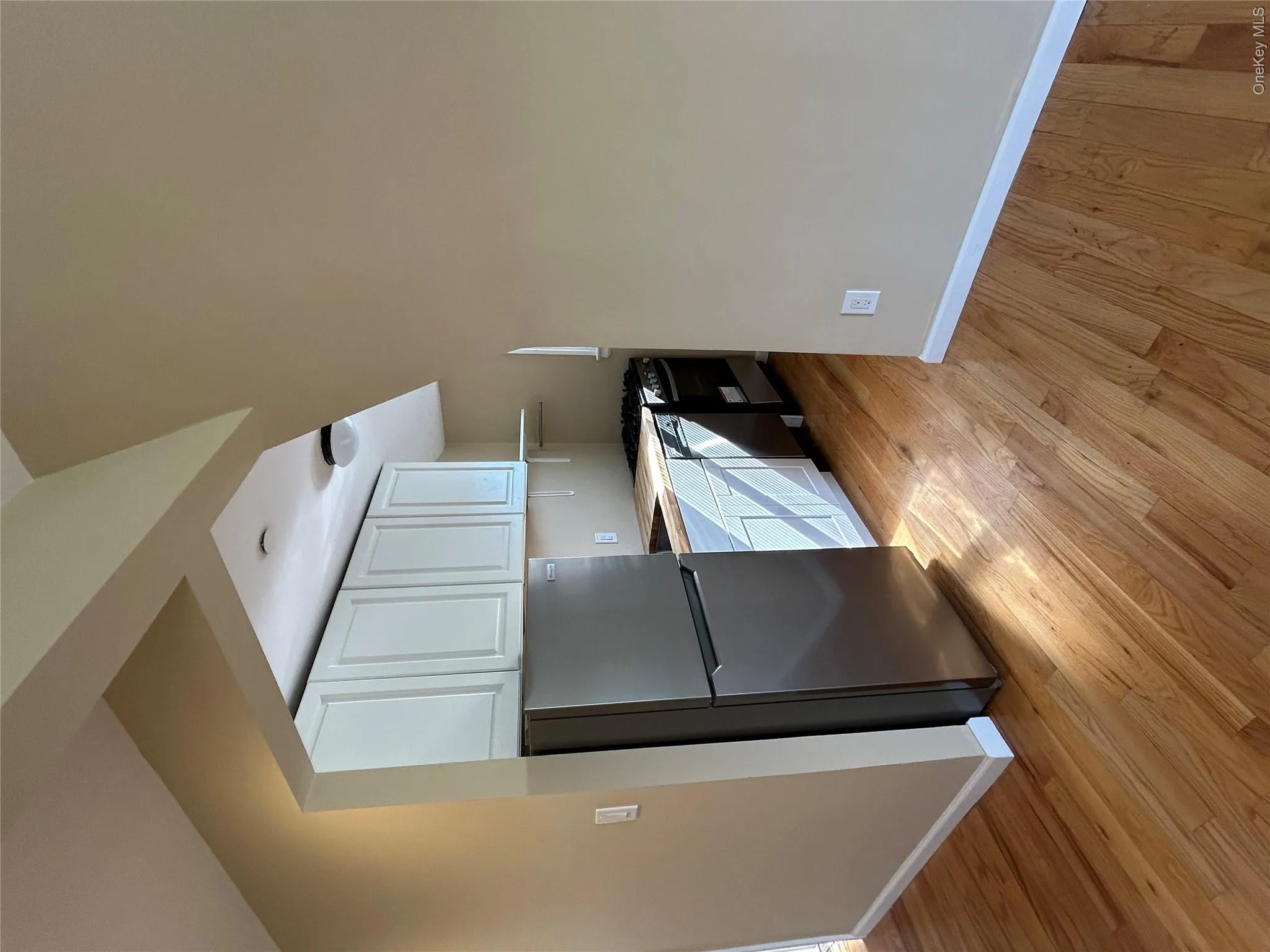 631 Market Street, Long Beach, NY, 1 Bedroom Bedrooms, 3 Rooms Rooms,1 BathroomBathrooms,Residential Lease,For Rent,Market,0,981351 631 Market Street, Long Beach, NY, 1 Bedroom Bedrooms, 3 Rooms Rooms,1 BathroomBathrooms,Residential Lease,For Rent,Market,0,981351