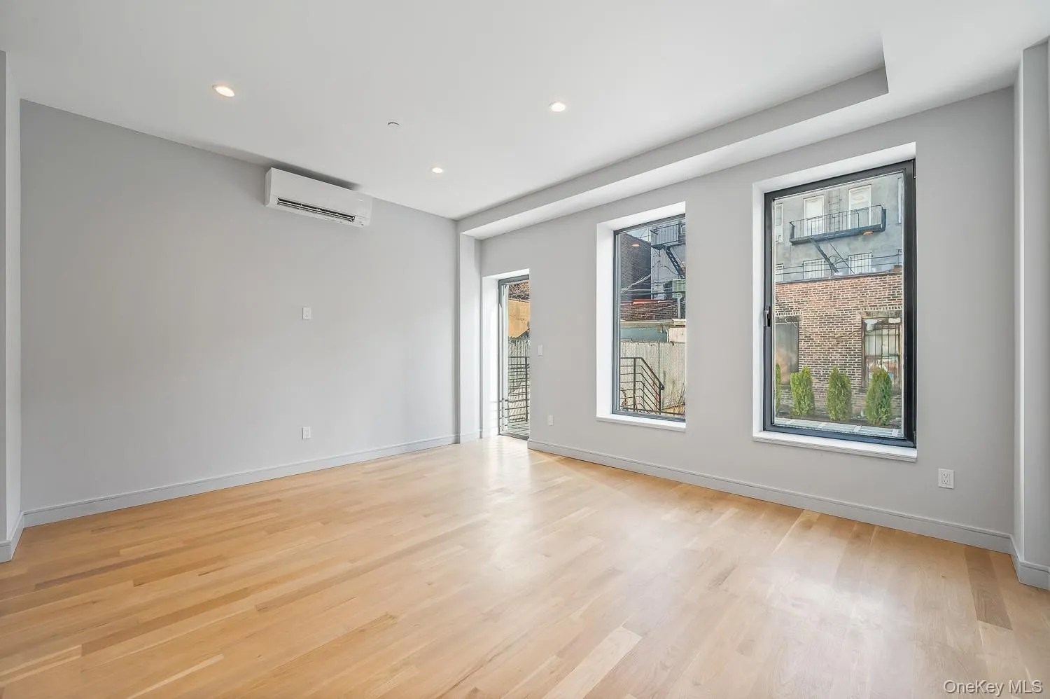 3061 38th Street, New York, NY, 1 Bedroom Bedrooms, 3 Rooms Rooms,1 BathroomBathrooms,Residential Lease,For Rent,38th,0,981357 3061 38th Street, New York, NY, 1 Bedroom Bedrooms, 3 Rooms Rooms,1 BathroomBathrooms,Residential Lease,For Rent,38th,0,981357