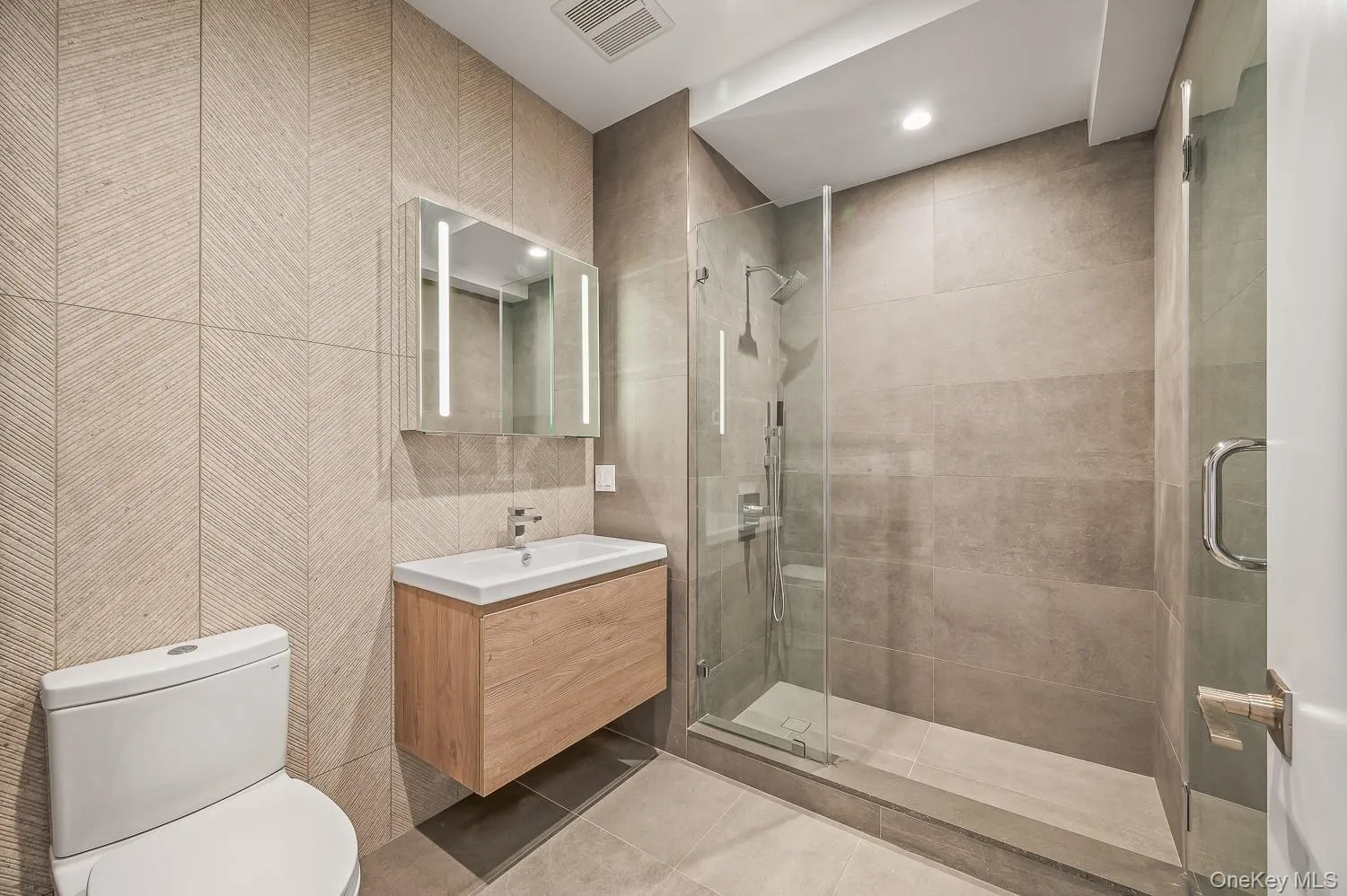 3061 38th Street, New York, NY, 1 Bedroom Bedrooms, 3 Rooms Rooms,1 BathroomBathrooms,Residential Lease,For Rent,38th,0,981357 3061 38th Street, New York, NY, 1 Bedroom Bedrooms, 3 Rooms Rooms,1 BathroomBathrooms,Residential Lease,For Rent,38th,0,981357