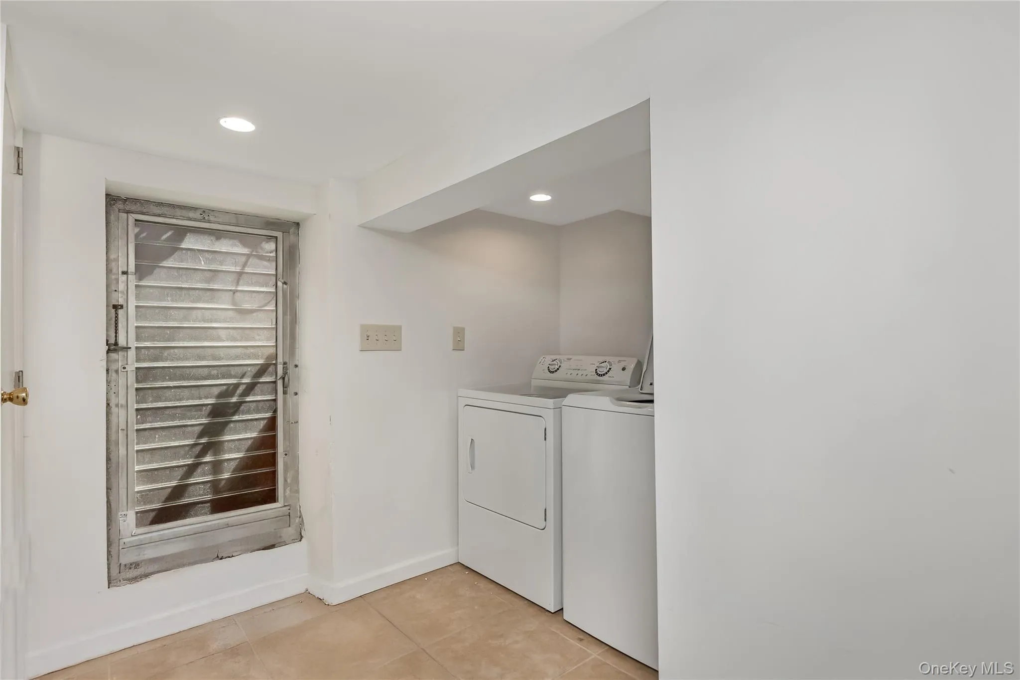 26 February Walk, Long Beach, NY, 3 Bedrooms Bedrooms, 5 Rooms Rooms,1 BathroomBathrooms,Residential,For Rent,February Walk,0,981361 26 February Walk, Long Beach, NY, 3 Bedrooms Bedrooms, 5 Rooms Rooms,1 BathroomBathrooms,Residential,For Rent,February Walk,0,981361