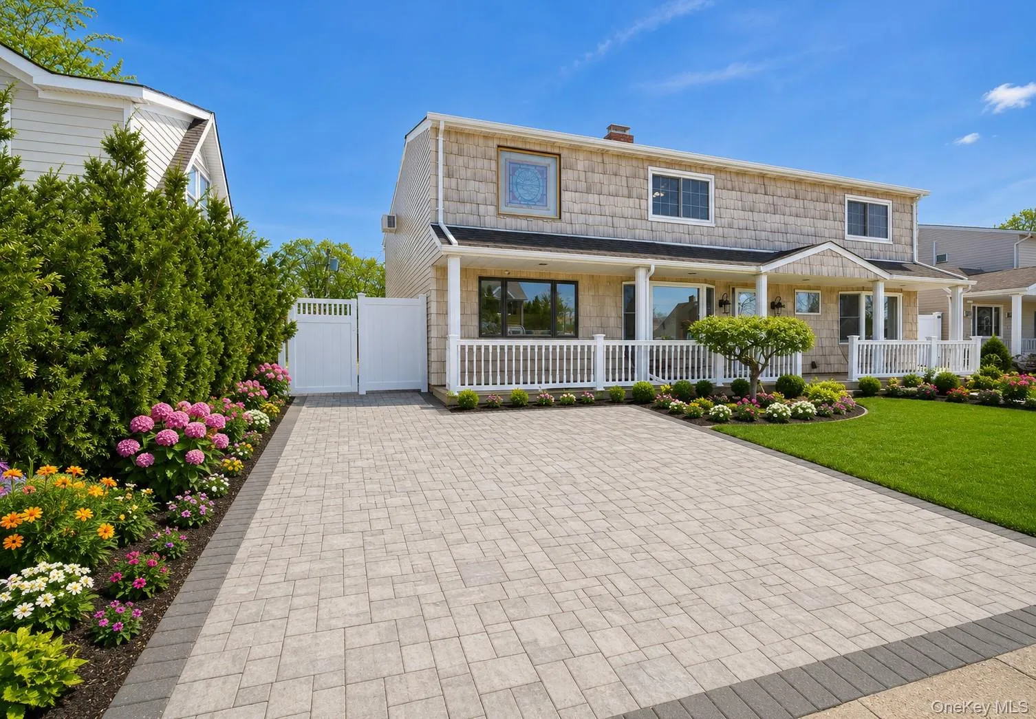 25 Cobalt Lane, North Hempstead, NY, 4 Bedrooms Bedrooms, 10 Rooms Rooms,2 BathroomsBathrooms,Residential,For Rent,Cobalt,0,KEY981367 25 Cobalt Lane, North Hempstead, NY, 4 Bedrooms Bedrooms, 10 Rooms Rooms,2 BathroomsBathrooms,Residential,For Rent,Cobalt,0,KEY981367