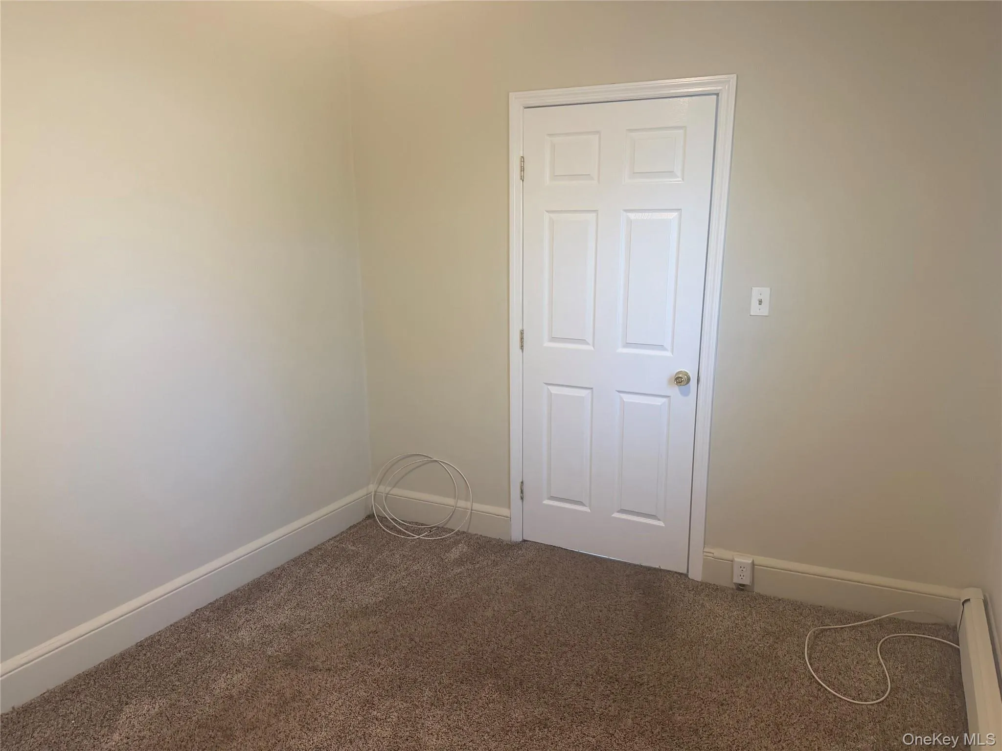 55 Cedarhurst Avenue, Brookhaven, NY, 2 Bedrooms Bedrooms, 4 Rooms Rooms,1 BathroomBathrooms,Residential Lease,For Rent,Cedarhurst,0,981391 55 Cedarhurst Avenue, Brookhaven, NY, 2 Bedrooms Bedrooms, 4 Rooms Rooms,1 BathroomBathrooms,Residential Lease,For Rent,Cedarhurst,0,981391