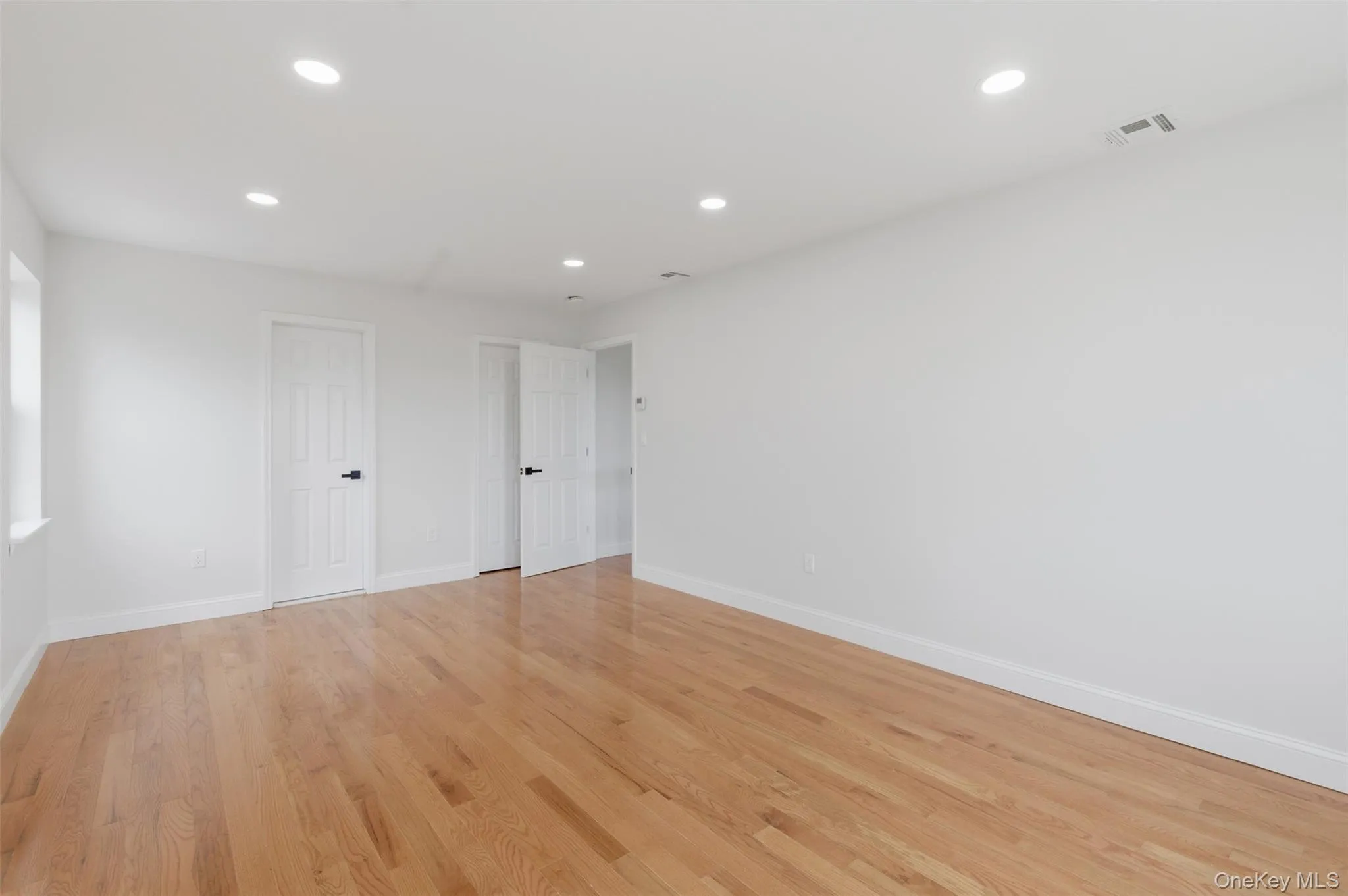41 Hickory Road, Ramapo, NY, 3 Bedrooms Bedrooms, 11 Rooms Rooms,2 BathroomsBathrooms,Residential,For Rent,Hickory,0,981395 41 Hickory Road, Ramapo, NY, 3 Bedrooms Bedrooms, 11 Rooms Rooms,2 BathroomsBathrooms,Residential,For Rent,Hickory,0,981395