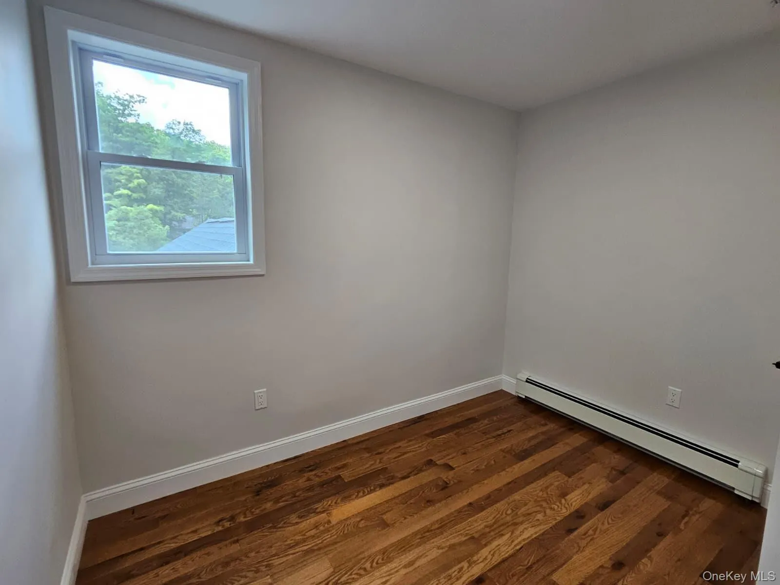 Spare room. Spare room.