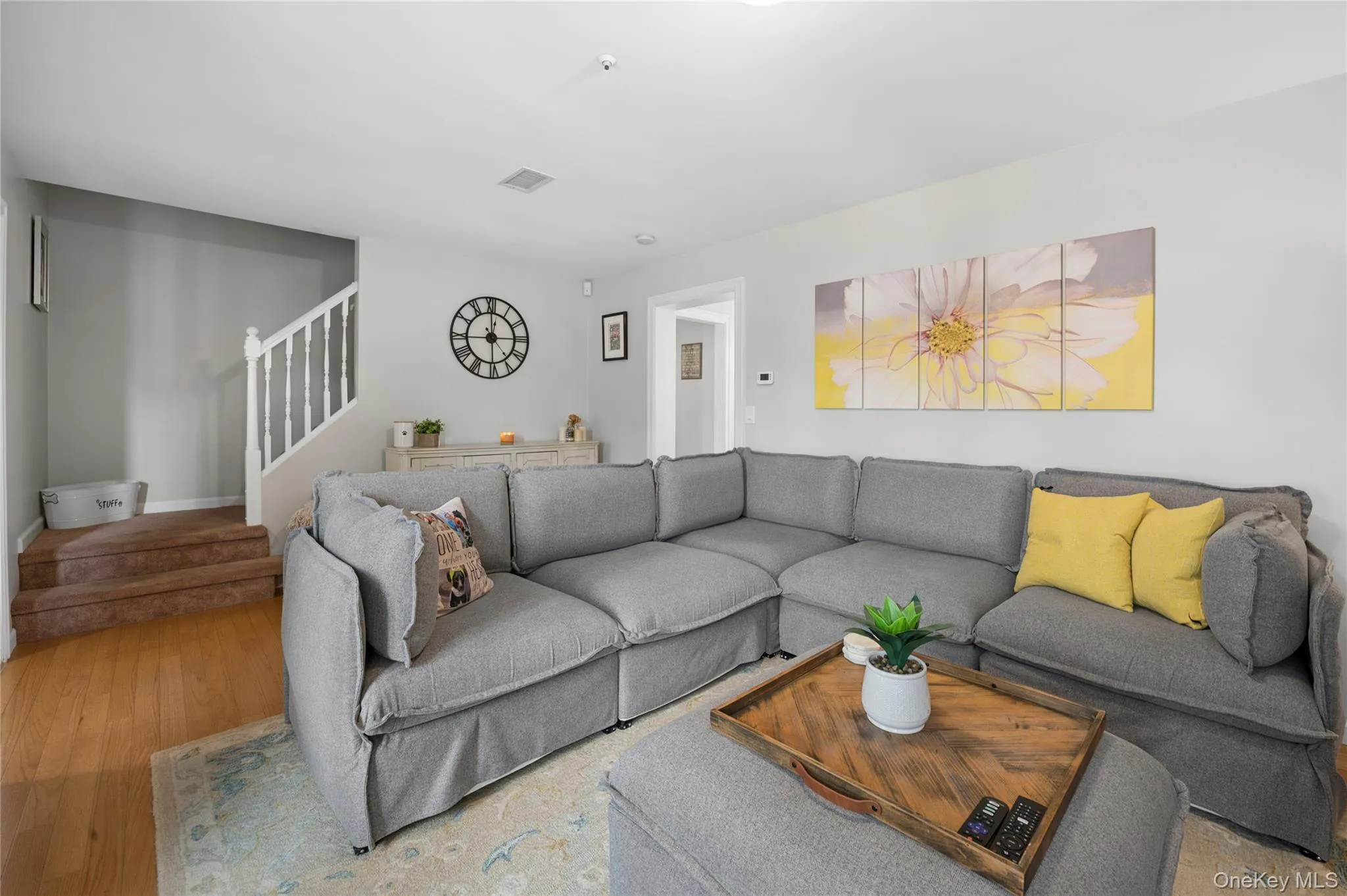 2702 Watch Hill Drive, Greenburgh, NY, 2 Bedrooms Bedrooms, 8 Rooms Rooms,1 BathroomBathrooms,Residential,For Rent,Watch Hill,0,KEY981409 2702 Watch Hill Drive, Greenburgh, NY, 2 Bedrooms Bedrooms, 8 Rooms Rooms,1 BathroomBathrooms,Residential,For Rent,Watch Hill,0,KEY981409
