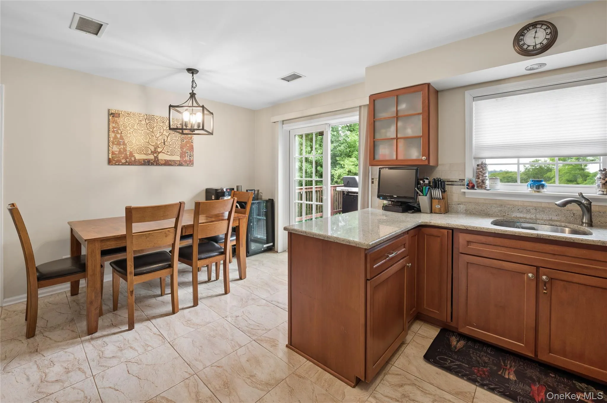 2702 Watch Hill Drive, Greenburgh, NY, 2 Bedrooms Bedrooms, 8 Rooms Rooms,1 BathroomBathrooms,Residential,For Rent,Watch Hill,0,KEY981409 2702 Watch Hill Drive, Greenburgh, NY, 2 Bedrooms Bedrooms, 8 Rooms Rooms,1 BathroomBathrooms,Residential,For Rent,Watch Hill,0,KEY981409