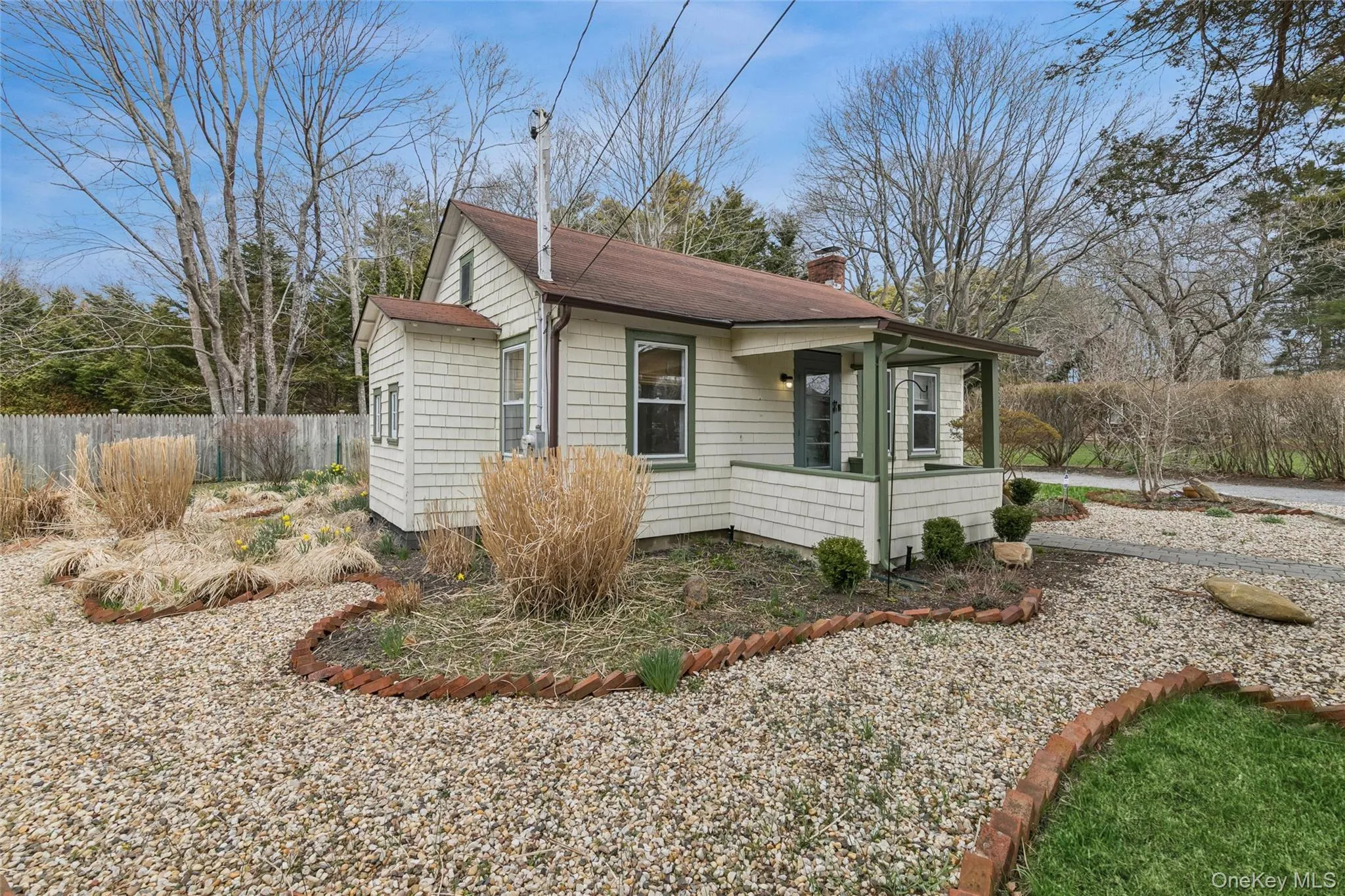 424 Main Street, Southampton, NY, 2 Bedrooms Bedrooms, 4 Rooms Rooms,1 BathroomBathrooms,Residential Lease,For Rent,Main,0,981419 424 Main Street, Southampton, NY, 2 Bedrooms Bedrooms, 4 Rooms Rooms,1 BathroomBathrooms,Residential Lease,For Rent,Main,0,981419