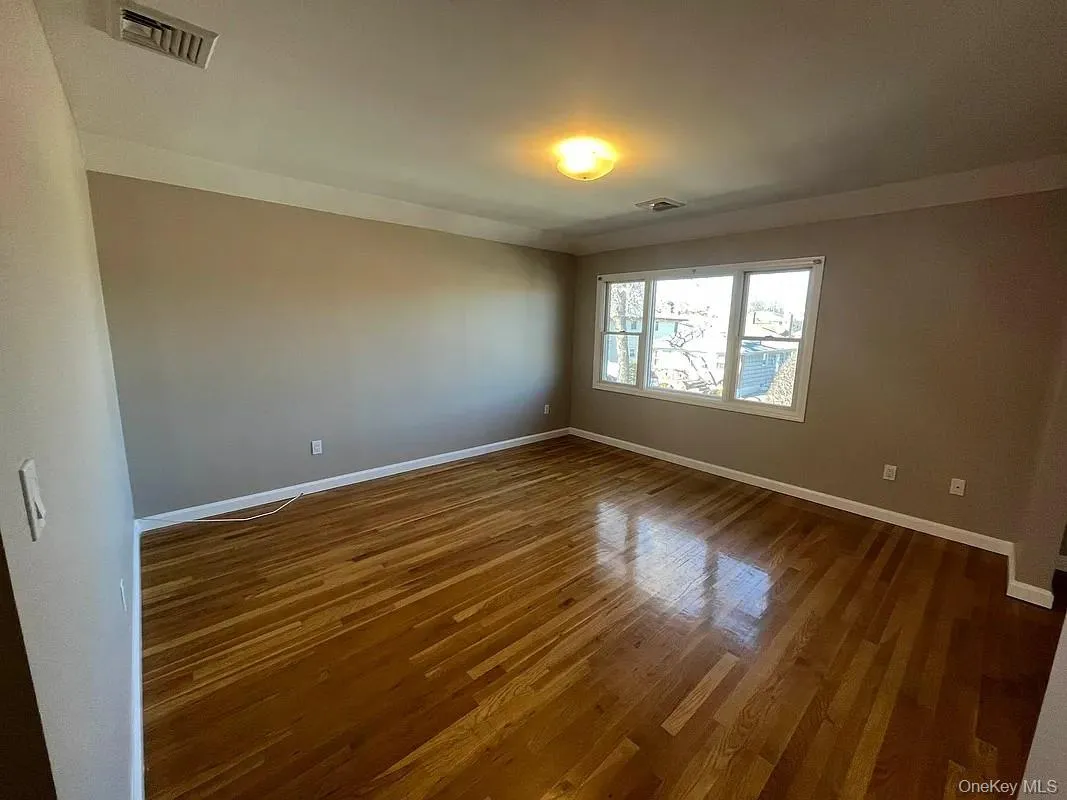 15724 20th Road, New York, NY, 3 Bedrooms Bedrooms, 8 Rooms Rooms,2 BathroomsBathrooms,Residential Lease,For Rent,20th,0,981421 15724 20th Road, New York, NY, 3 Bedrooms Bedrooms, 8 Rooms Rooms,2 BathroomsBathrooms,Residential Lease,For Rent,20th,0,981421