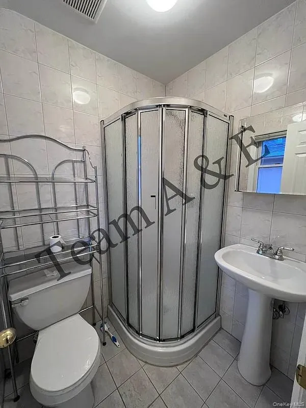 15724 20th Road, New York, NY, 3 Bedrooms Bedrooms, 8 Rooms Rooms,2 BathroomsBathrooms,Residential Lease,For Rent,20th,0,981421 15724 20th Road, New York, NY, 3 Bedrooms Bedrooms, 8 Rooms Rooms,2 BathroomsBathrooms,Residential Lease,For Rent,20th,0,981421