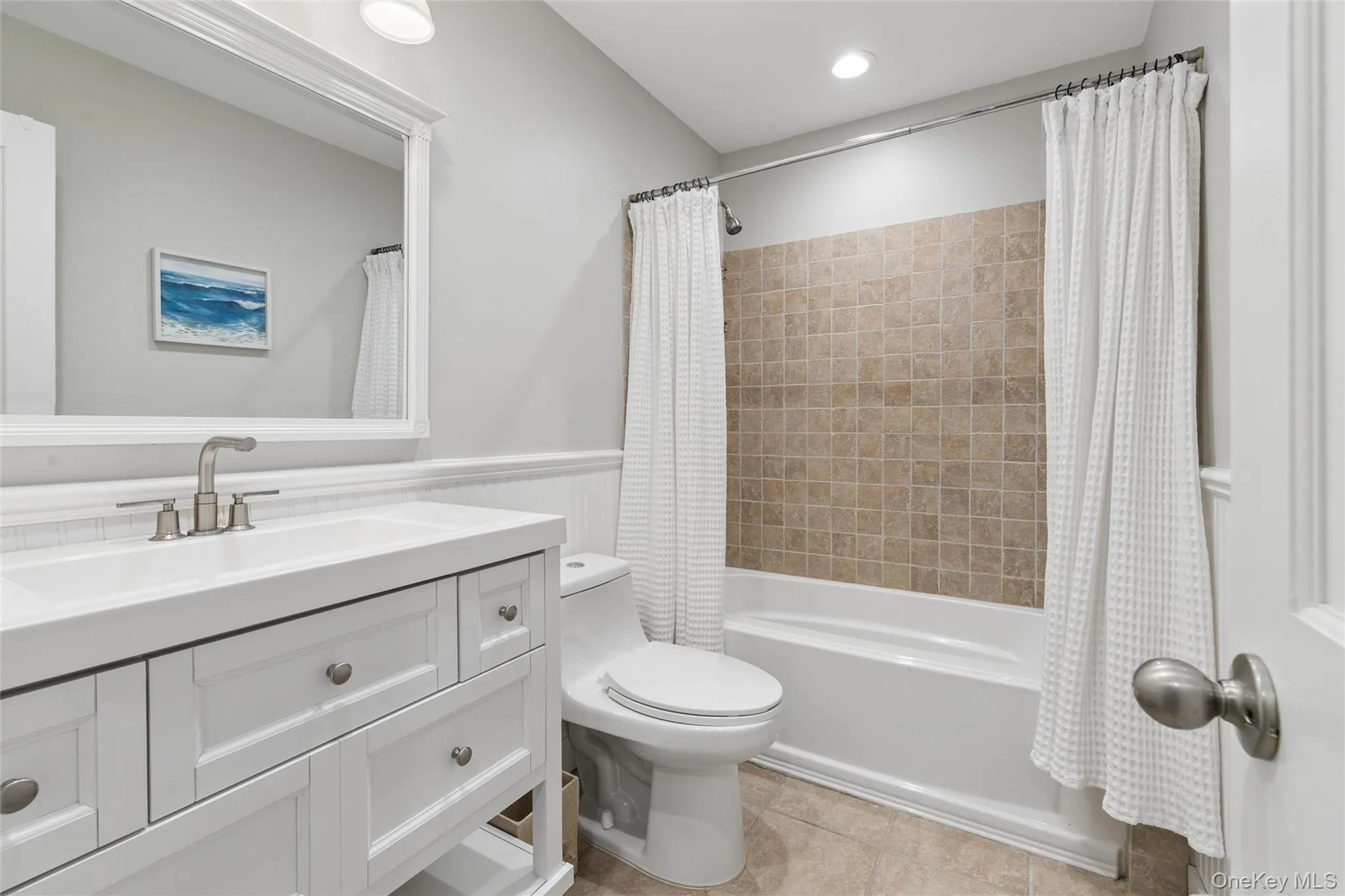 131 Lewis Road, Southampton, NY, 5 Bedrooms Bedrooms, 7 Rooms Rooms,3 BathroomsBathrooms,Residential Lease,For Rent,Lewis,0,981429 131 Lewis Road, Southampton, NY, 5 Bedrooms Bedrooms, 7 Rooms Rooms,3 BathroomsBathrooms,Residential Lease,For Rent,Lewis,0,981429