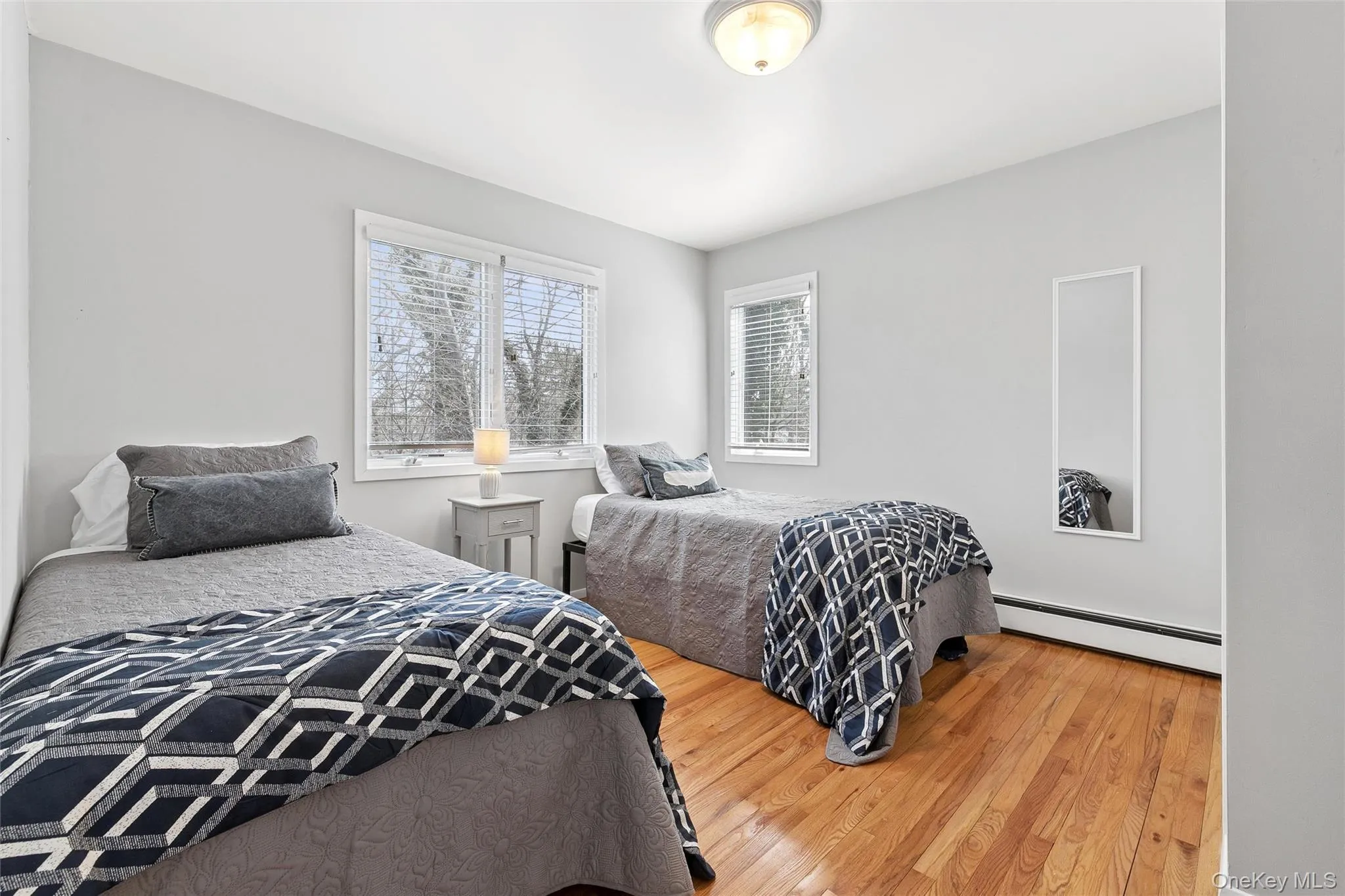131 Lewis Road, Southampton, NY, 5 Bedrooms Bedrooms, 7 Rooms Rooms,3 BathroomsBathrooms,Residential Lease,For Rent,Lewis,0,981429 131 Lewis Road, Southampton, NY, 5 Bedrooms Bedrooms, 7 Rooms Rooms,3 BathroomsBathrooms,Residential Lease,For Rent,Lewis,0,981429