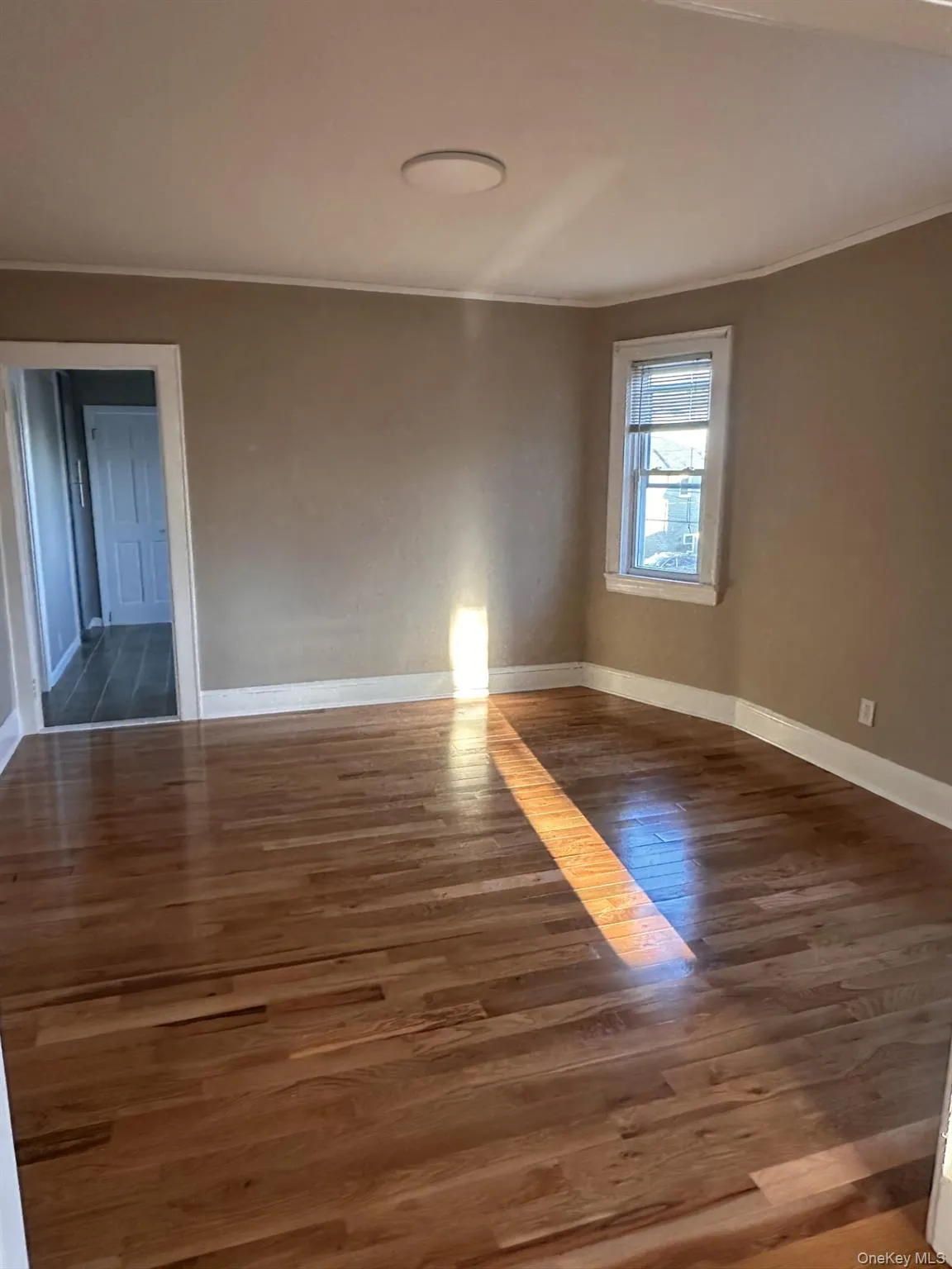 59 Depan Avenue, North Hempstead, NY, 2 Bedrooms Bedrooms, 6 Rooms Rooms,1 BathroomBathrooms,Residential Lease,For Rent,Depan,0,981435 59 Depan Avenue, North Hempstead, NY, 2 Bedrooms Bedrooms, 6 Rooms Rooms,1 BathroomBathrooms,Residential Lease,For Rent,Depan,0,981435