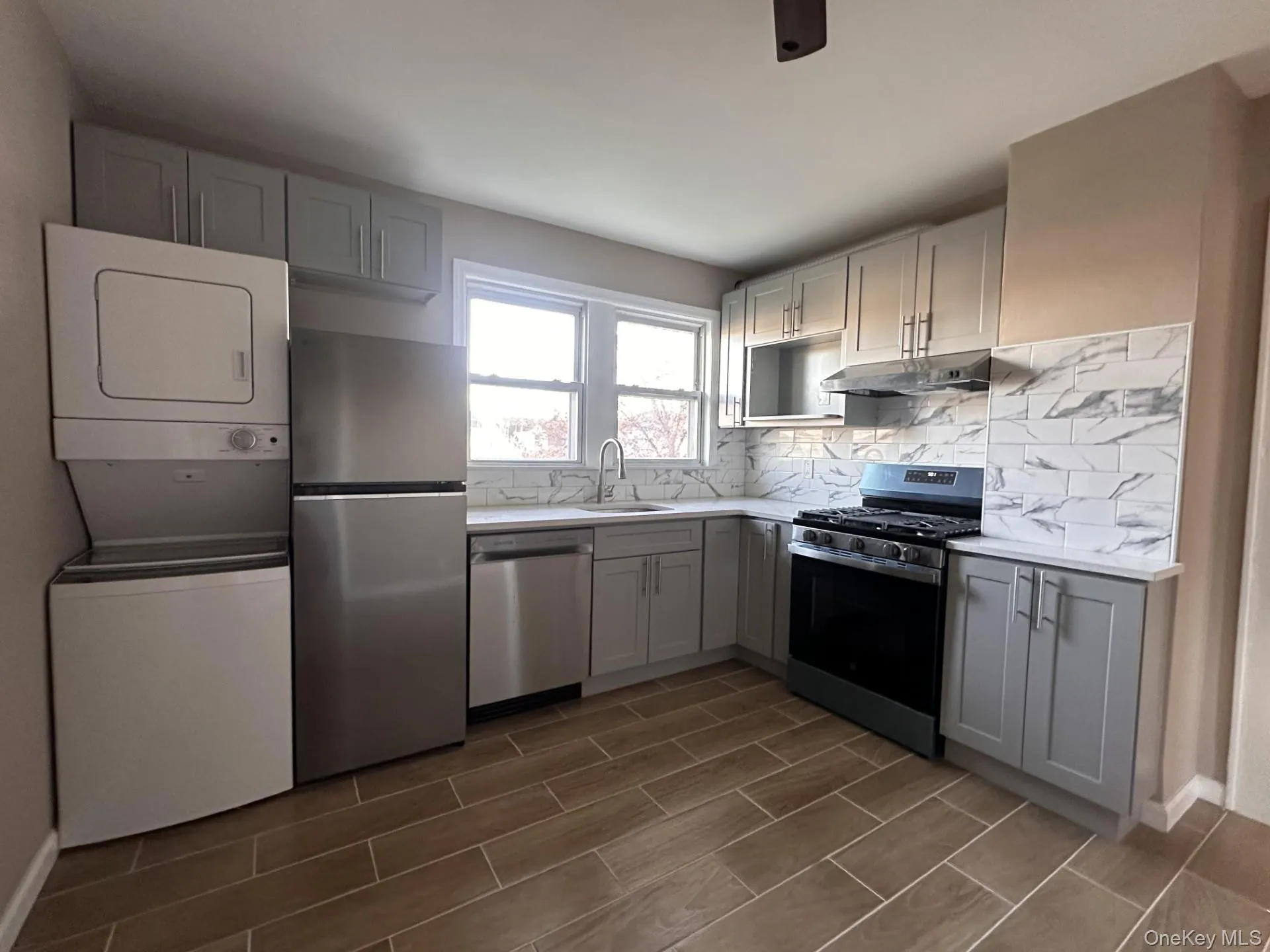 59 Depan Avenue, North Hempstead, NY, 2 Bedrooms Bedrooms, 6 Rooms Rooms,1 BathroomBathrooms,Residential Lease,For Rent,Depan,0,981435 59 Depan Avenue, North Hempstead, NY, 2 Bedrooms Bedrooms, 6 Rooms Rooms,1 BathroomBathrooms,Residential Lease,For Rent,Depan,0,981435