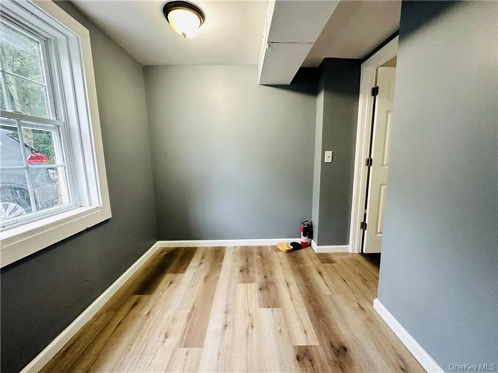 56 Glenwood Avenue, Poughkeepsie, NY, 2 Bedrooms Bedrooms, 6 Rooms Rooms,2 BathroomsBathrooms,Residential Lease,For Rent,Glenwood,0,981438 56 Glenwood Avenue, Poughkeepsie, NY, 2 Bedrooms Bedrooms, 6 Rooms Rooms,2 BathroomsBathrooms,Residential Lease,For Rent,Glenwood,0,981438