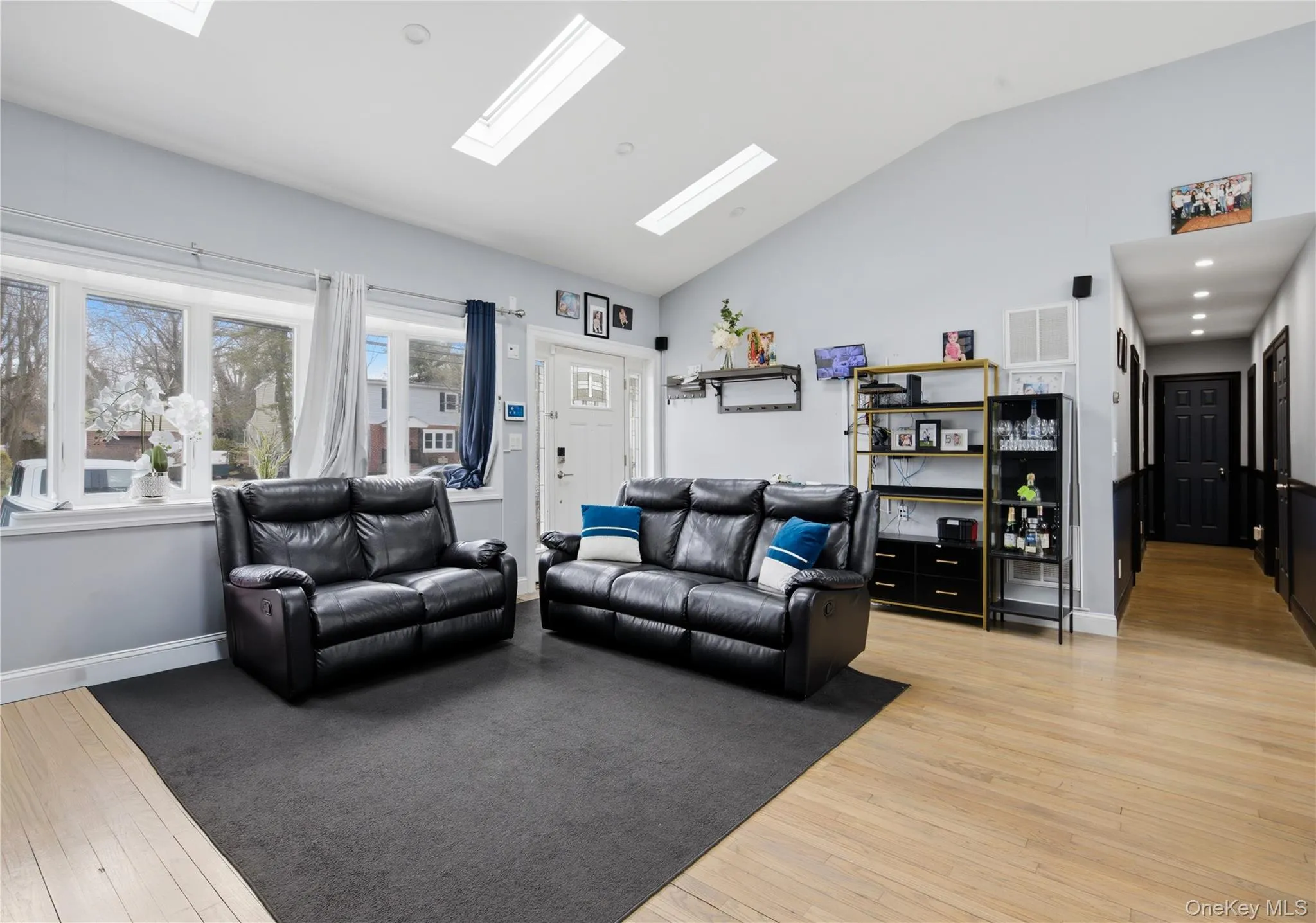 32 Landscape Drive, Babylon, NY, 5 Bedrooms Bedrooms, 10 Rooms Rooms,4 BathroomsBathrooms,Residential,For Rent,Landscape,0,981451 32 Landscape Drive, Babylon, NY, 5 Bedrooms Bedrooms, 10 Rooms Rooms,4 BathroomsBathrooms,Residential,For Rent,Landscape,0,981451
