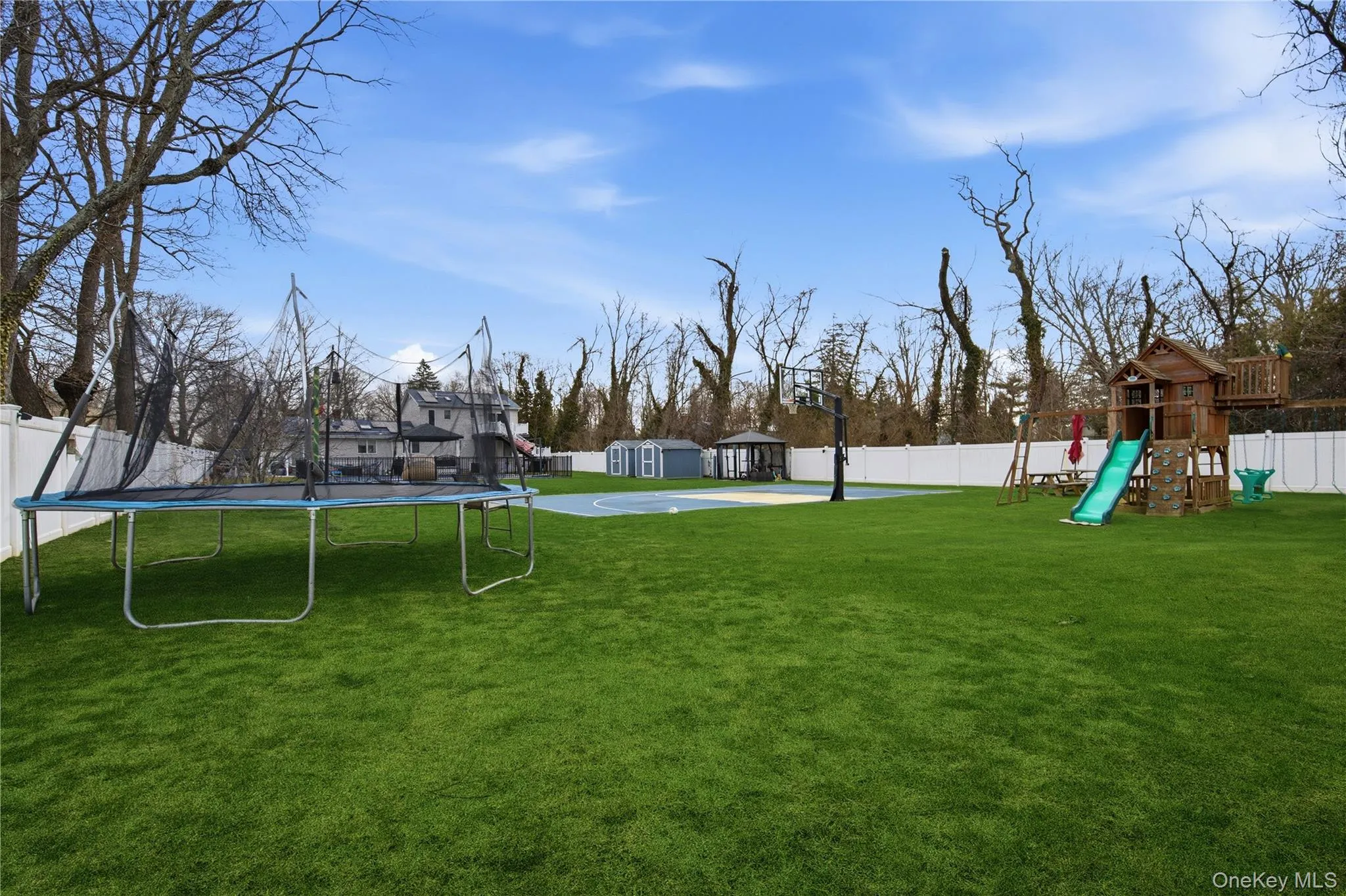 32 Landscape Drive, Babylon, NY, 5 Bedrooms Bedrooms, 10 Rooms Rooms,4 BathroomsBathrooms,Residential,For Rent,Landscape,0,981451 32 Landscape Drive, Babylon, NY, 5 Bedrooms Bedrooms, 10 Rooms Rooms,4 BathroomsBathrooms,Residential,For Rent,Landscape,0,981451