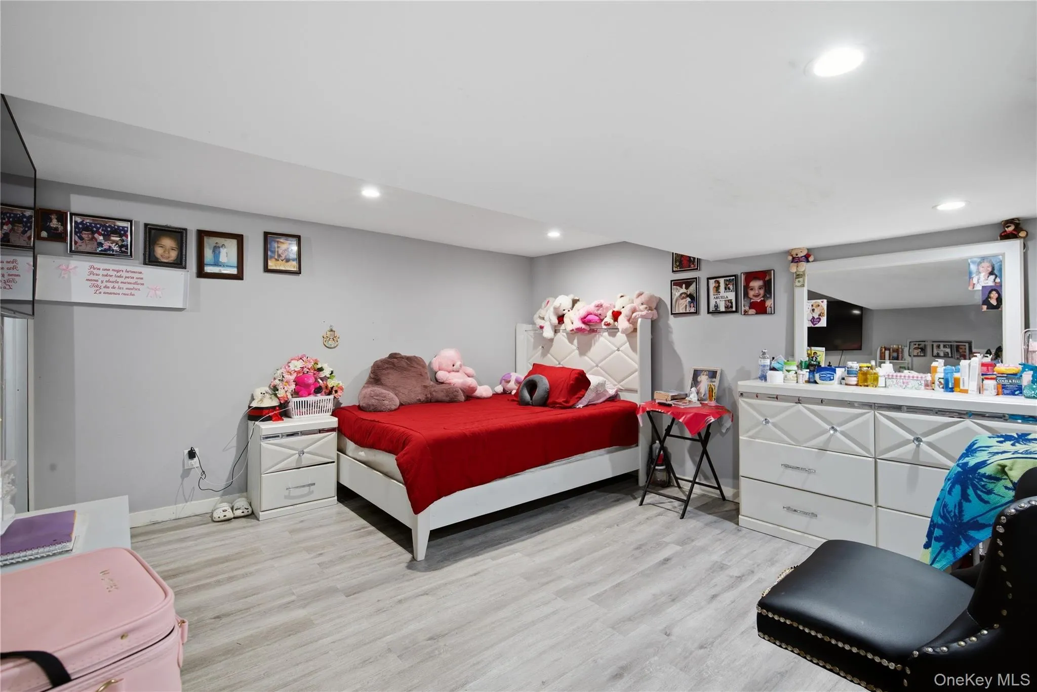 32 Landscape Drive, Babylon, NY, 5 Bedrooms Bedrooms, 10 Rooms Rooms,4 BathroomsBathrooms,Residential,For Rent,Landscape,0,981451 32 Landscape Drive, Babylon, NY, 5 Bedrooms Bedrooms, 10 Rooms Rooms,4 BathroomsBathrooms,Residential,For Rent,Landscape,0,981451