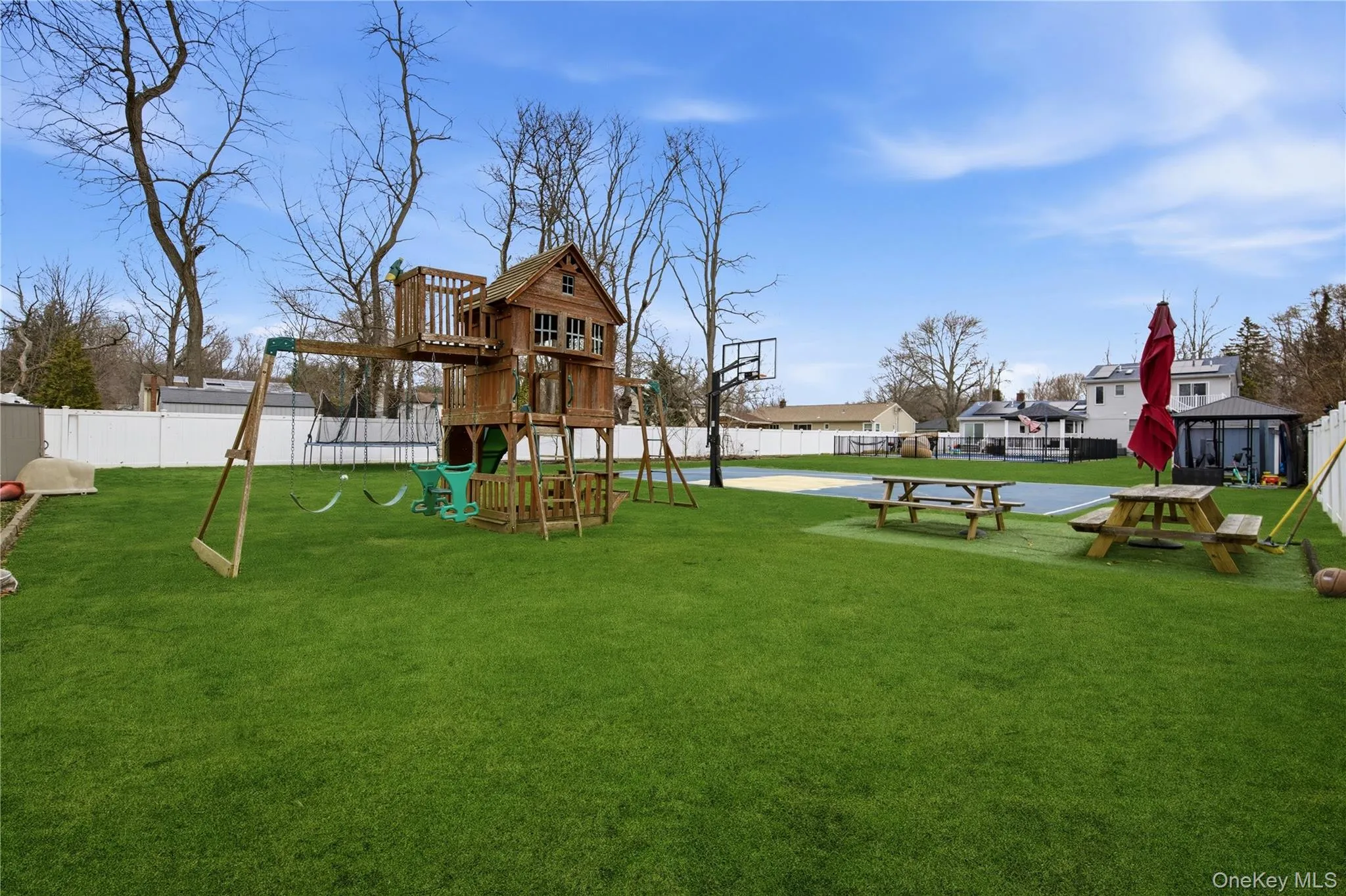 32 Landscape Drive, Babylon, NY, 5 Bedrooms Bedrooms, 10 Rooms Rooms,4 BathroomsBathrooms,Residential,For Rent,Landscape,0,981451 32 Landscape Drive, Babylon, NY, 5 Bedrooms Bedrooms, 10 Rooms Rooms,4 BathroomsBathrooms,Residential,For Rent,Landscape,0,981451