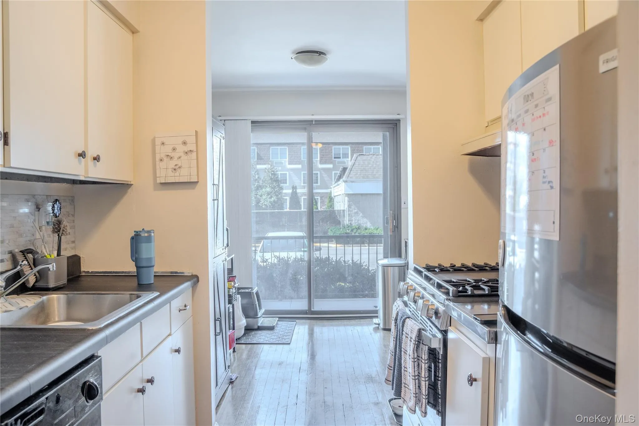 210 Fulton Street, Oyster Bay, NY, 1 Bedroom Bedrooms, 3 Rooms Rooms,1 BathroomBathrooms,Residential Lease,For Rent,Fulton,0,981470 210 Fulton Street, Oyster Bay, NY, 1 Bedroom Bedrooms, 3 Rooms Rooms,1 BathroomBathrooms,Residential Lease,For Rent,Fulton,0,981470