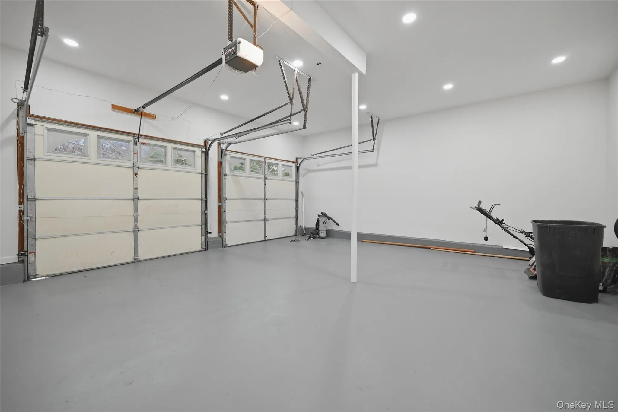 19 Sherwood Court, Brookhaven, NY, 4 Bedrooms Bedrooms, 8 Rooms Rooms,3 BathroomsBathrooms,Residential,For Rent,Sherwood,0,981504 19 Sherwood Court, Brookhaven, NY, 4 Bedrooms Bedrooms, 8 Rooms Rooms,3 BathroomsBathrooms,Residential,For Rent,Sherwood,0,981504