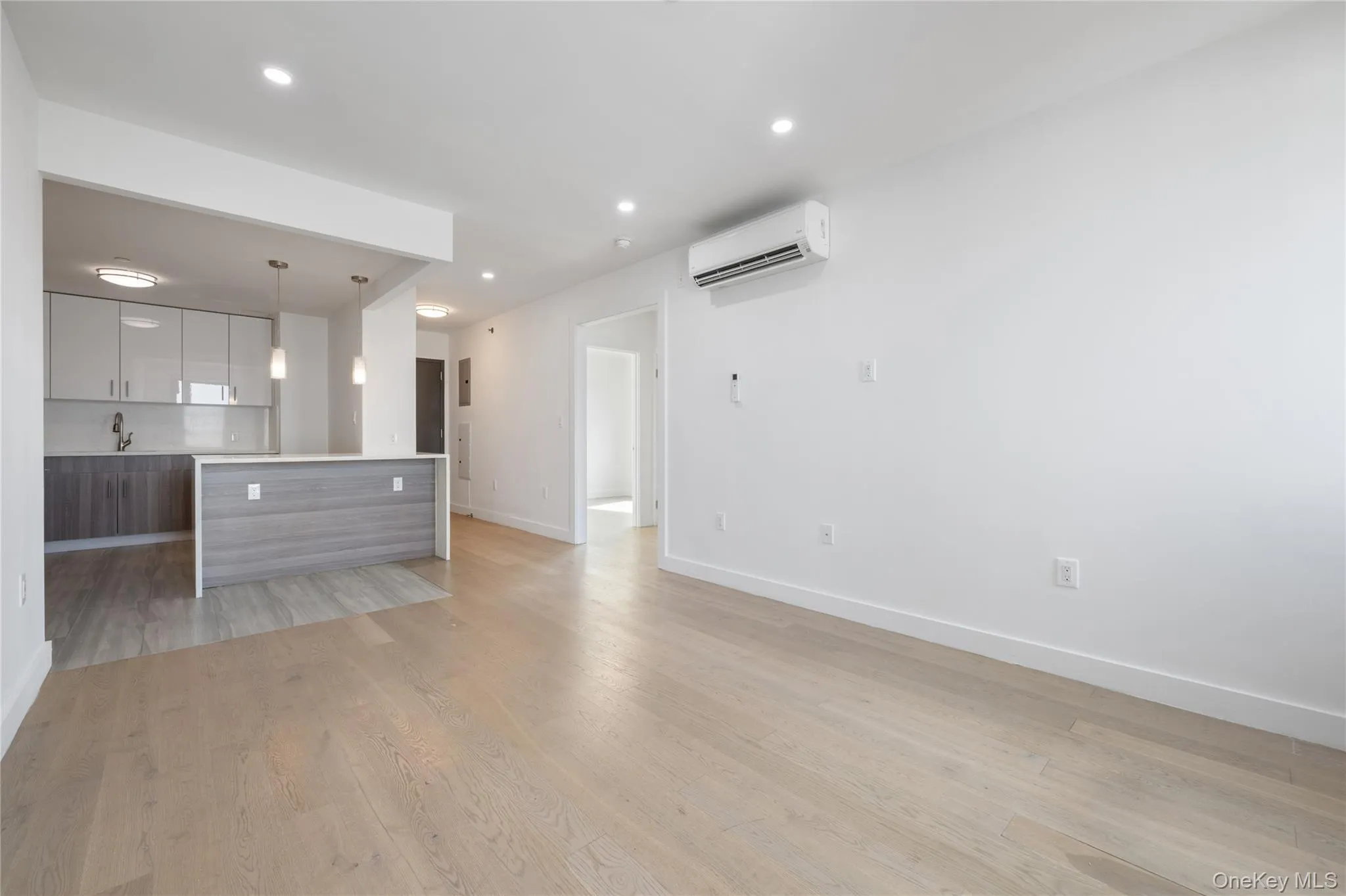 6296 Woodhaven Boulevard, New York, NY, 2 Bedrooms Bedrooms, 5 Rooms Rooms,1 BathroomBathrooms,Residential,For Rent,Woodhaven,0,981508 6296 Woodhaven Boulevard, New York, NY, 2 Bedrooms Bedrooms, 5 Rooms Rooms,1 BathroomBathrooms,Residential,For Rent,Woodhaven,0,981508