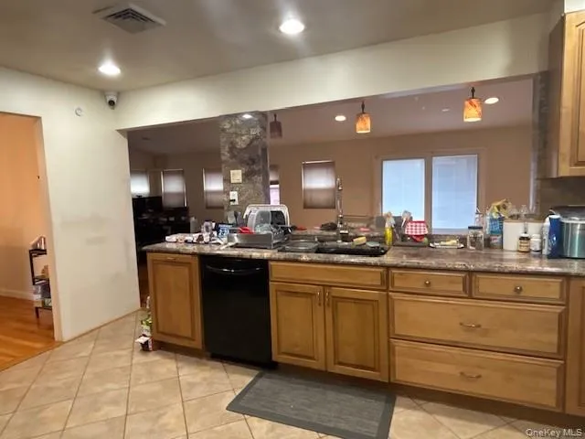 5 Verplanck Avenue, East Fishkill, NY, 4 Bedrooms Bedrooms, 8 Rooms Rooms,2 BathroomsBathrooms,Residential Lease,For Rent,Verplanck,0,981512 5 Verplanck Avenue, East Fishkill, NY, 4 Bedrooms Bedrooms, 8 Rooms Rooms,2 BathroomsBathrooms,Residential Lease,For Rent,Verplanck,0,981512