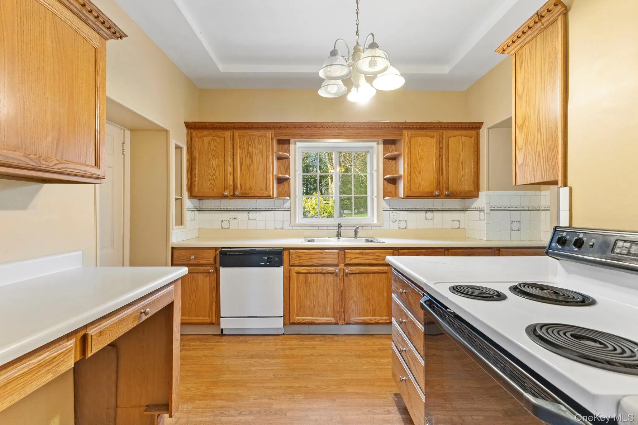 7 Rolling Hills Road, Mount Pleasant, NY, 5 Bedrooms Bedrooms, 12 Rooms Rooms,3 BathroomsBathrooms,Residential,For Rent,Rolling Hills,0,KEY981518 7 Rolling Hills Road, Mount Pleasant, NY, 5 Bedrooms Bedrooms, 12 Rooms Rooms,3 BathroomsBathrooms,Residential,For Rent,Rolling Hills,0,KEY981518