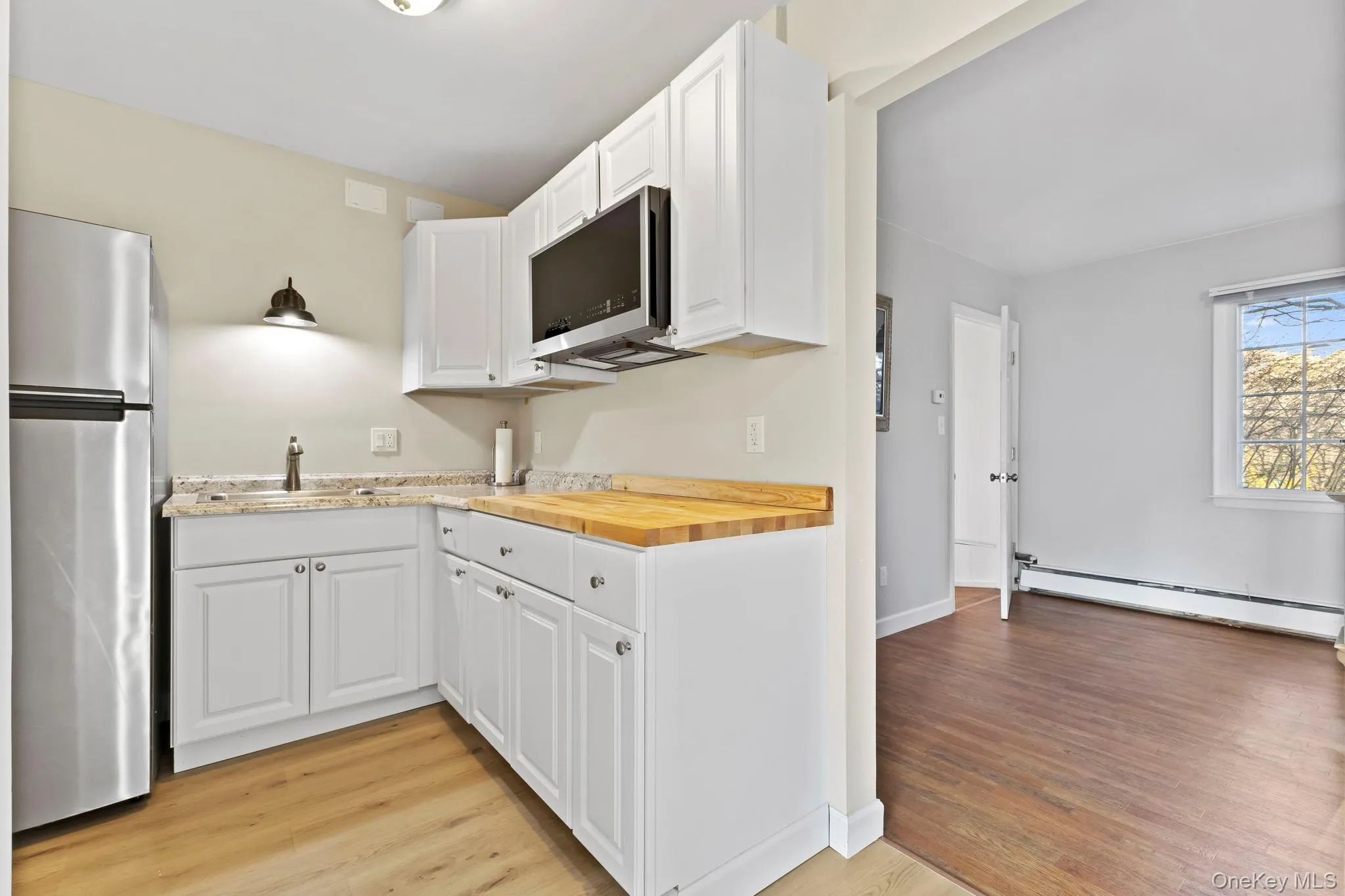 Summer Kitchen in Guest Suite Summer Kitchen in Guest Suite